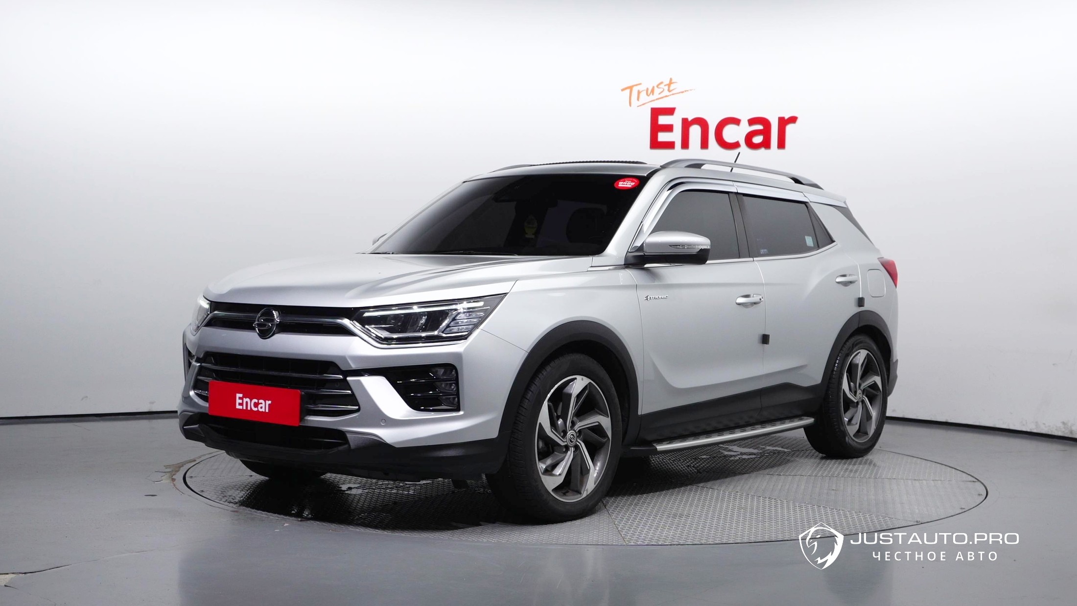 Автомобиль KG_Mobility_Ssangyong KORANDO