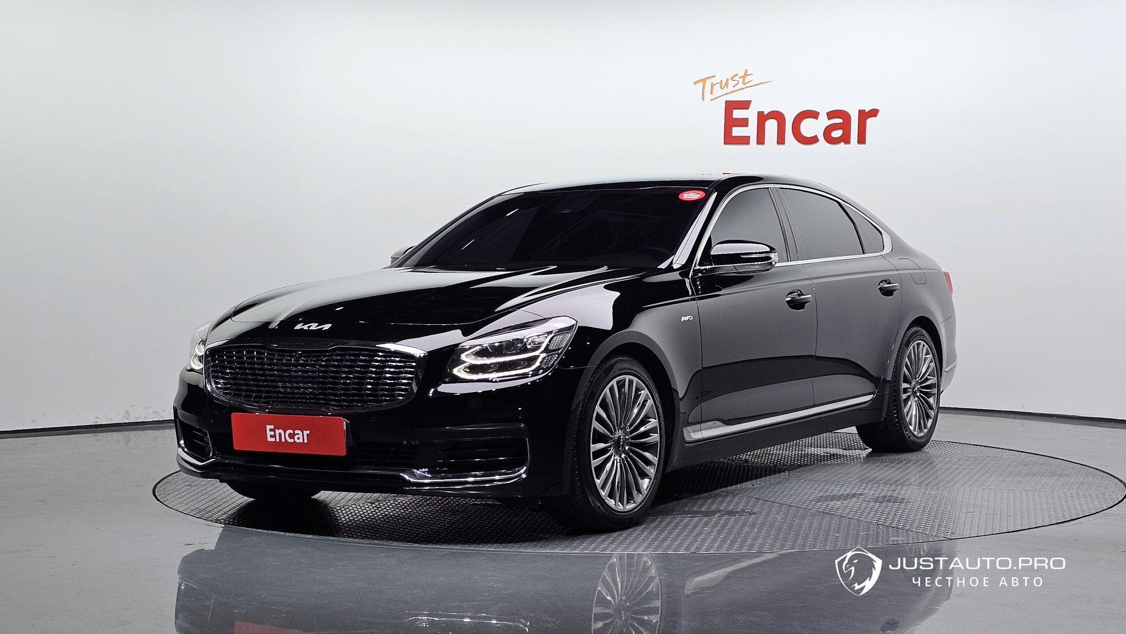 Автомобиль Kia K9
