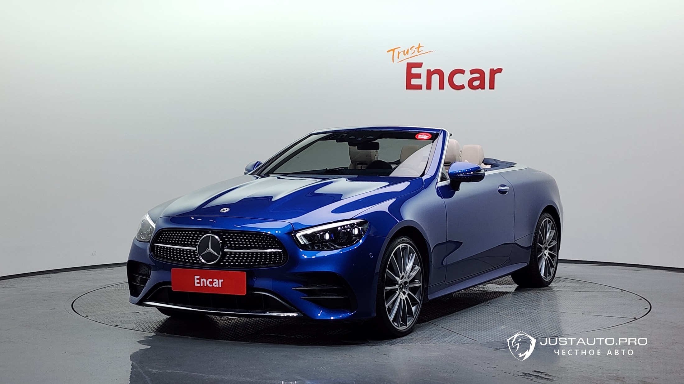 Автомобиль Mercedes-Benz E-Class