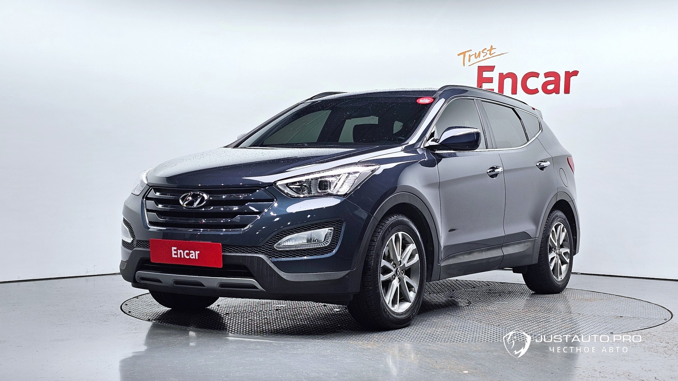 Автомобиль Hyundai Santafe