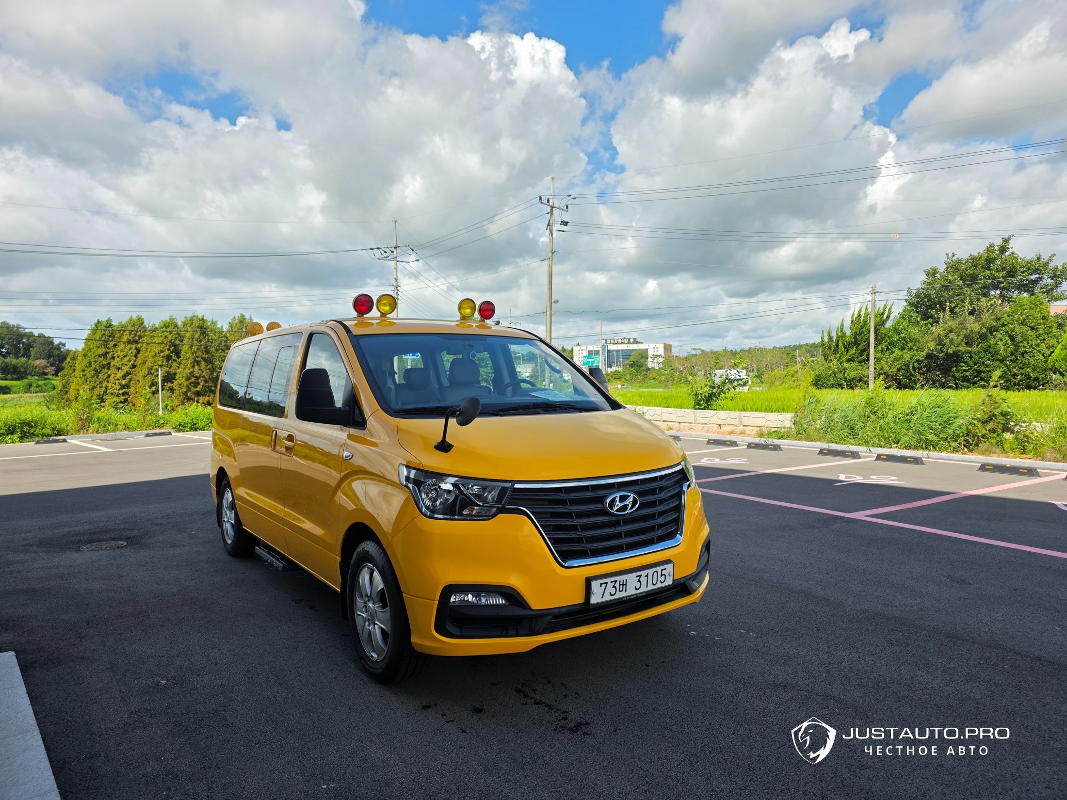 Автомобиль Hyundai Starex