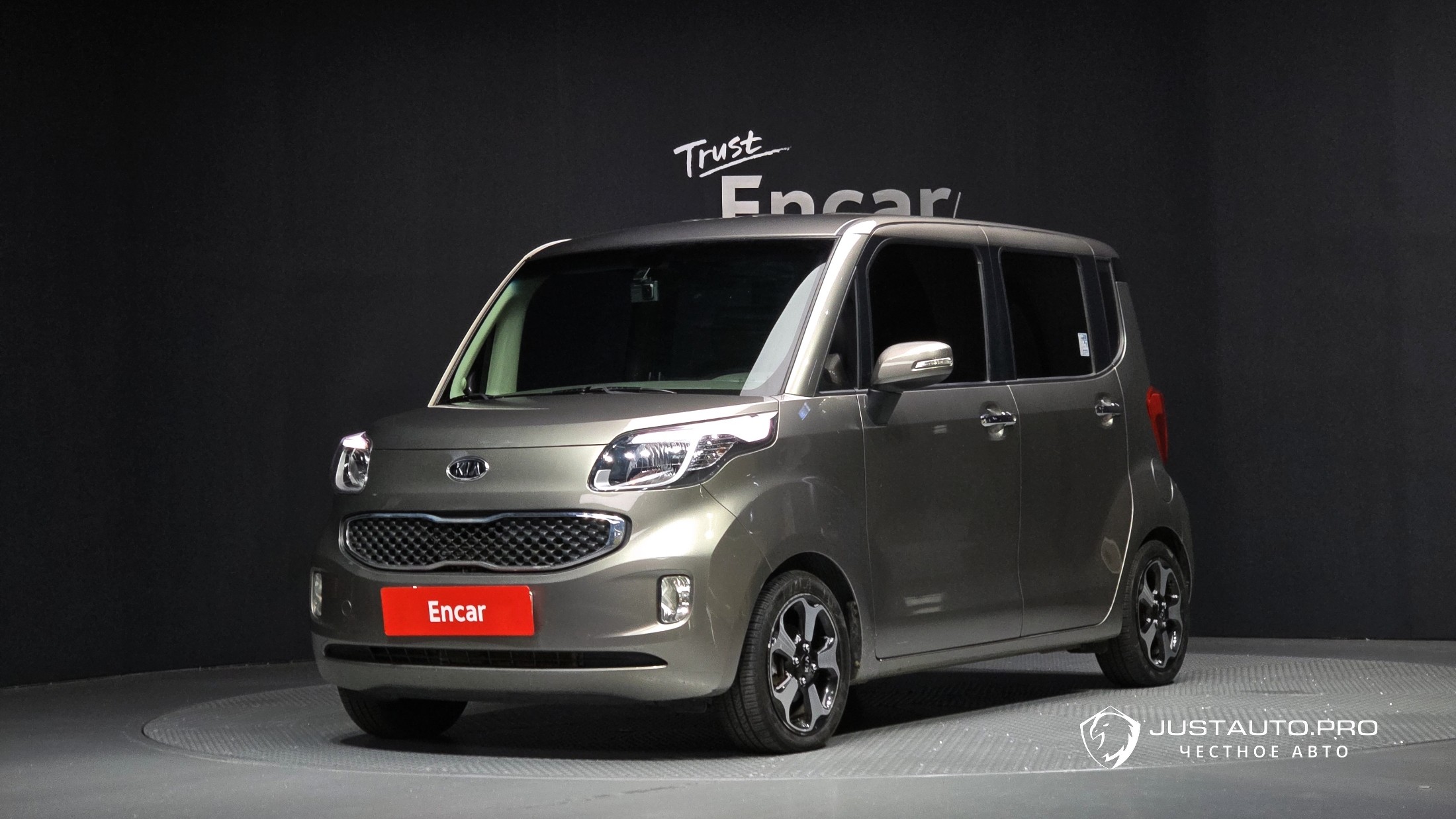 Автомобиль Kia RAY