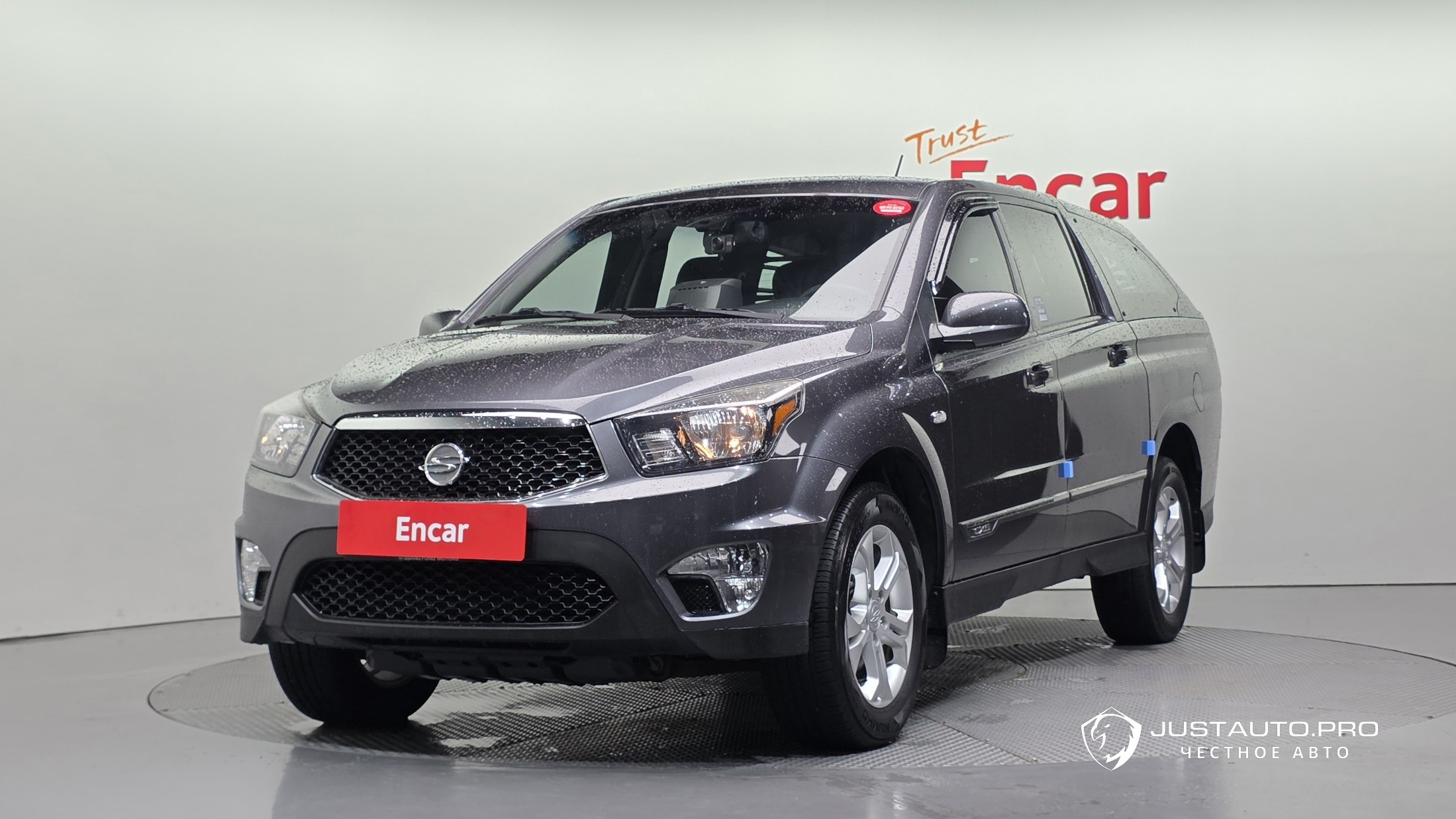 Автомобиль KG_Mobility_Ssangyong KORANDO