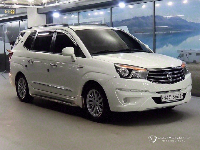 Автомобиль KG_Mobility_Ssangyong KORANDO