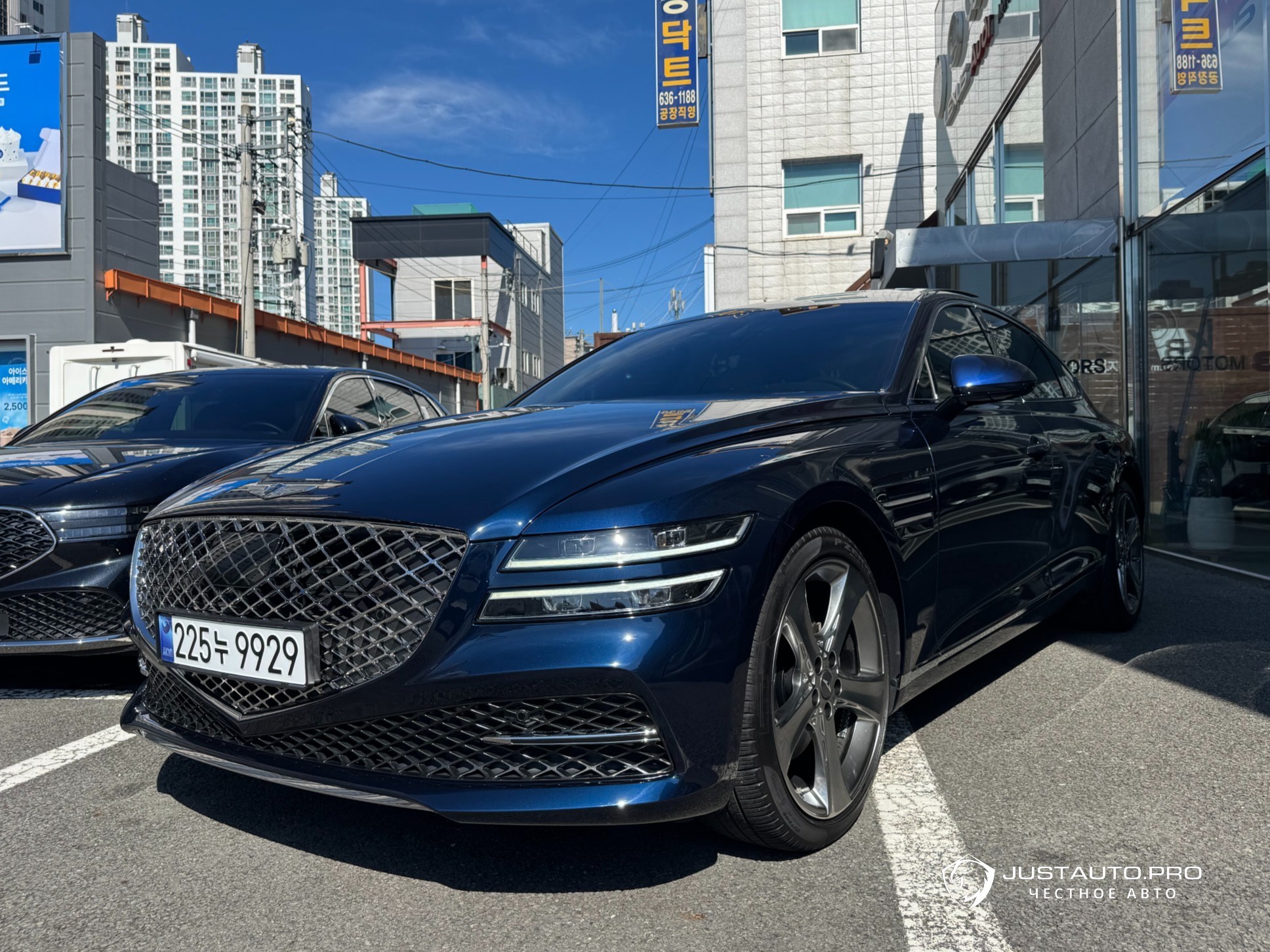 Автомобиль Genesis G80