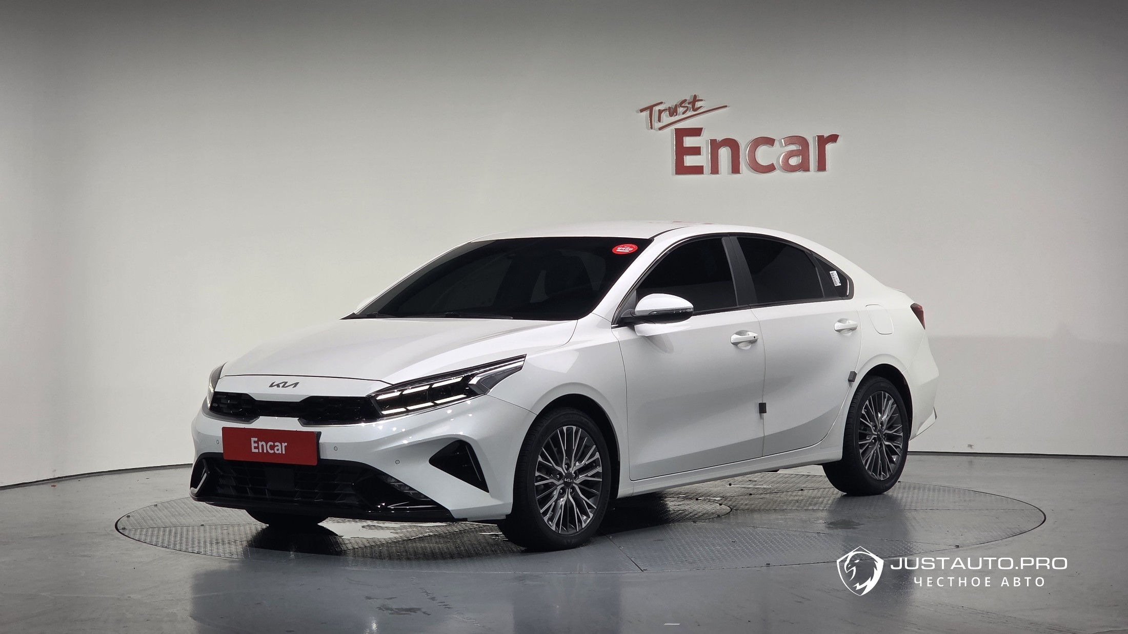 Автомобиль Kia K3