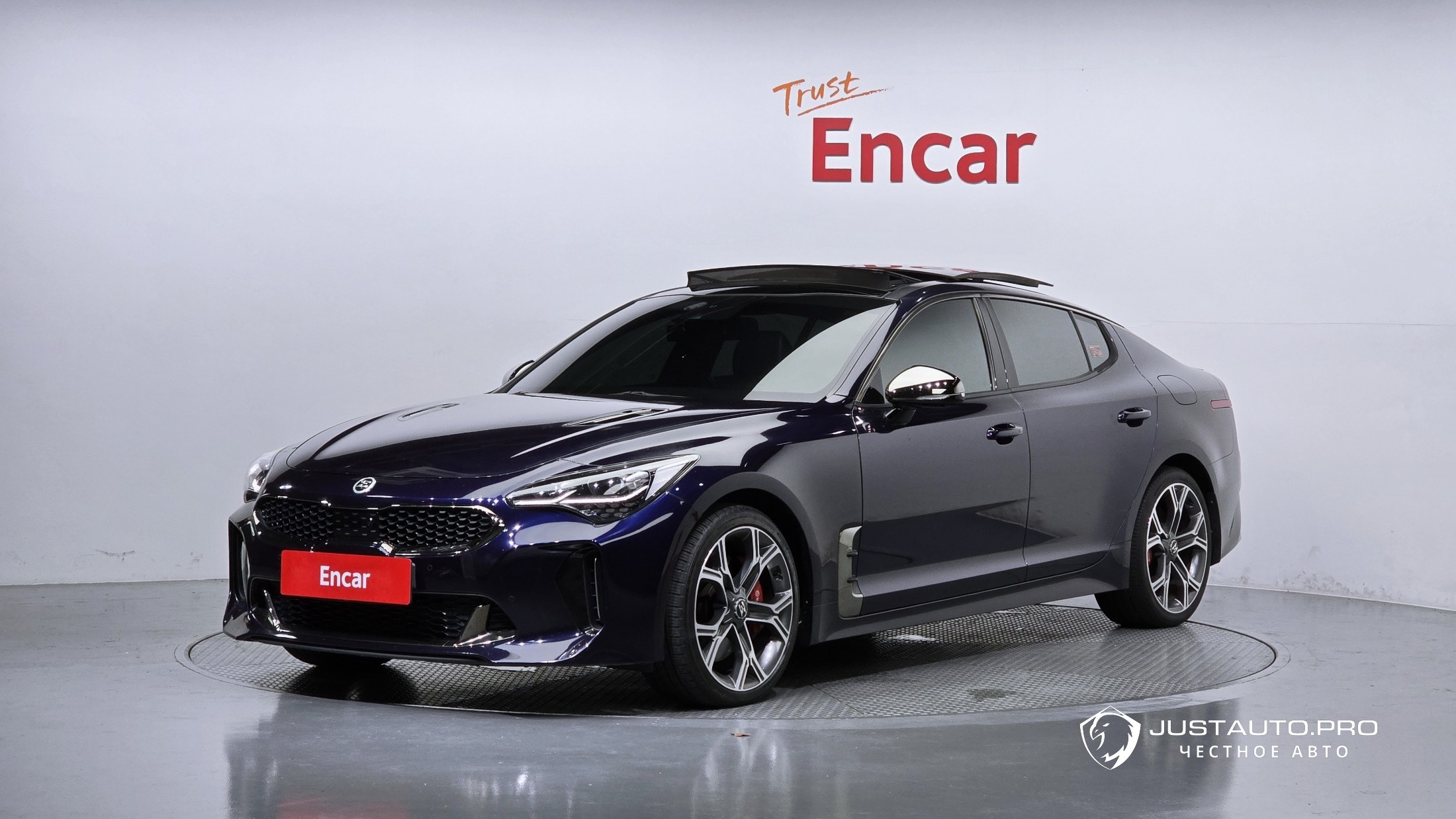 Автомобиль Kia Stinger
