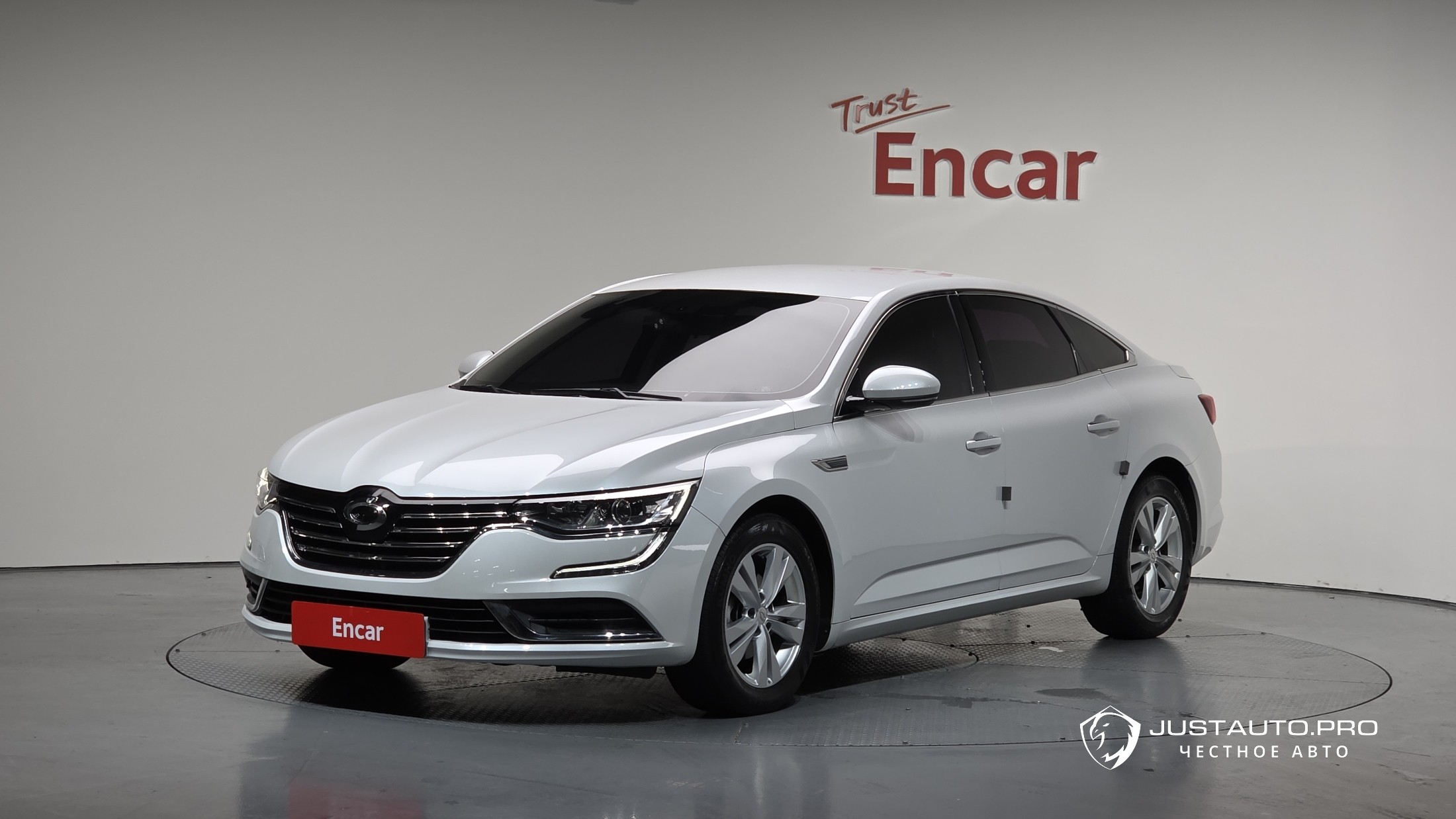 Автомобиль Renault-KoreaSamsung SM6