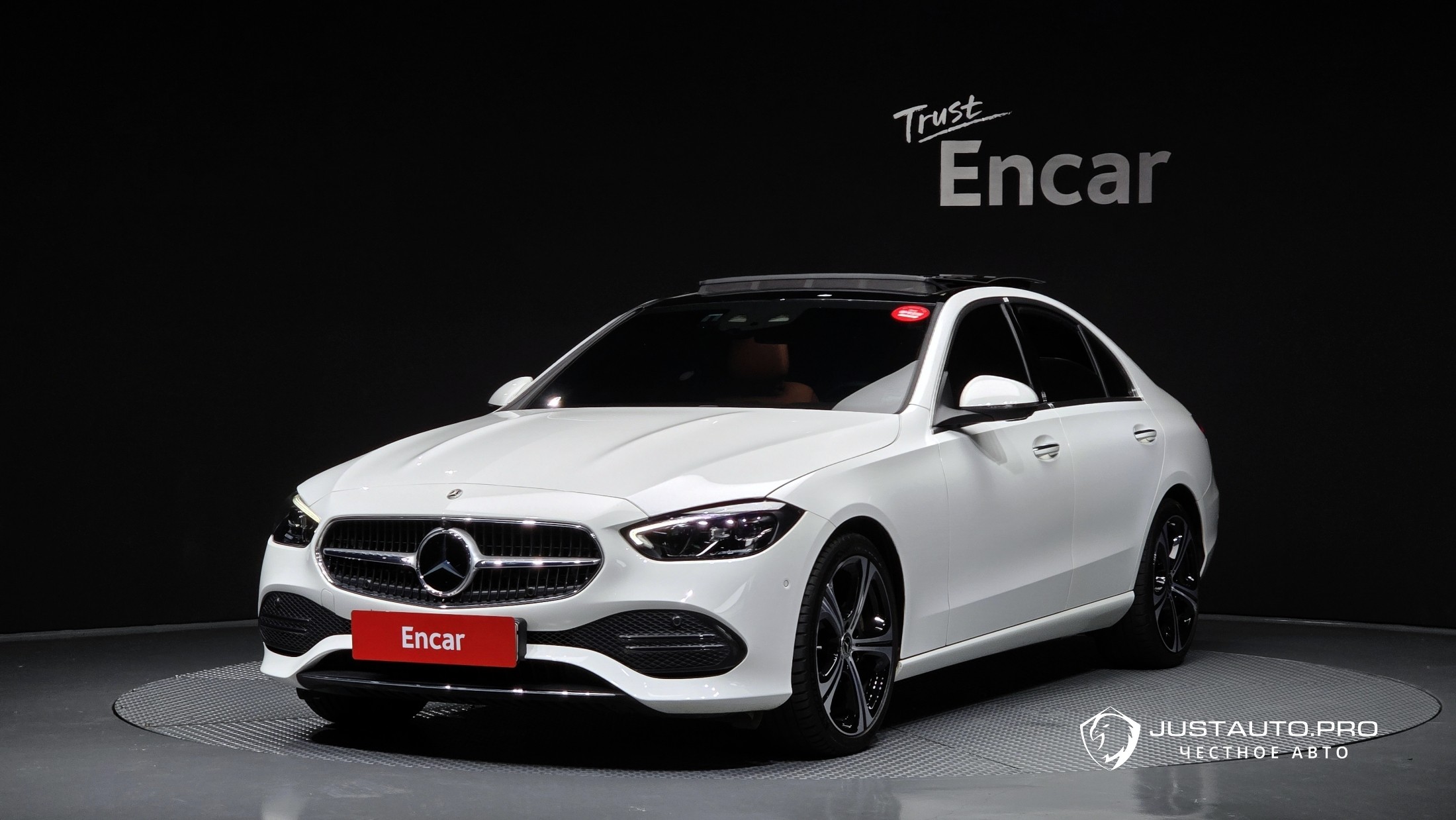 Автомобиль Mercedes-Benz C-Class