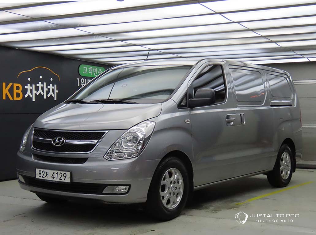 Автомобиль Hyundai Starex