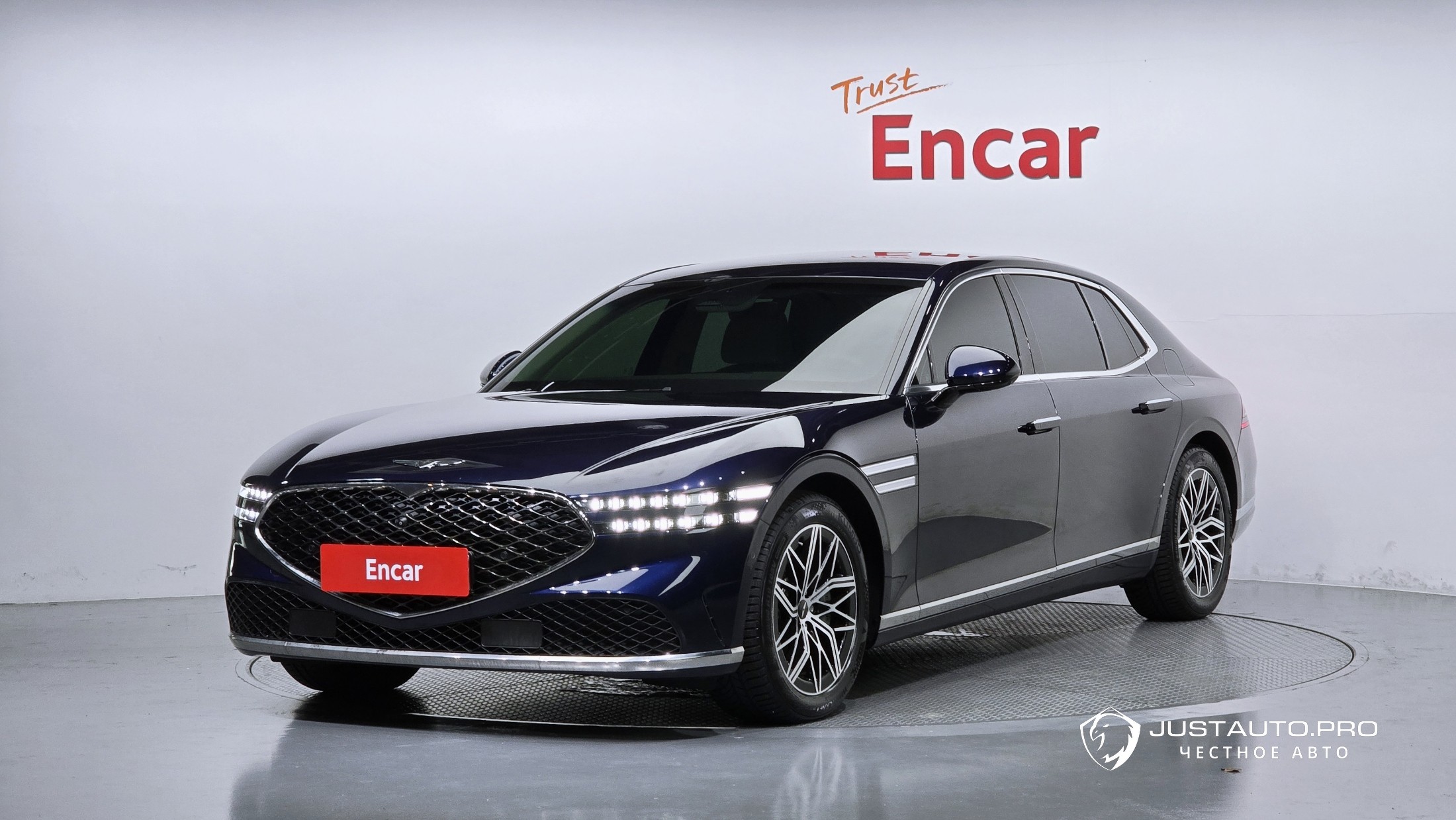Автомобиль Genesis G90