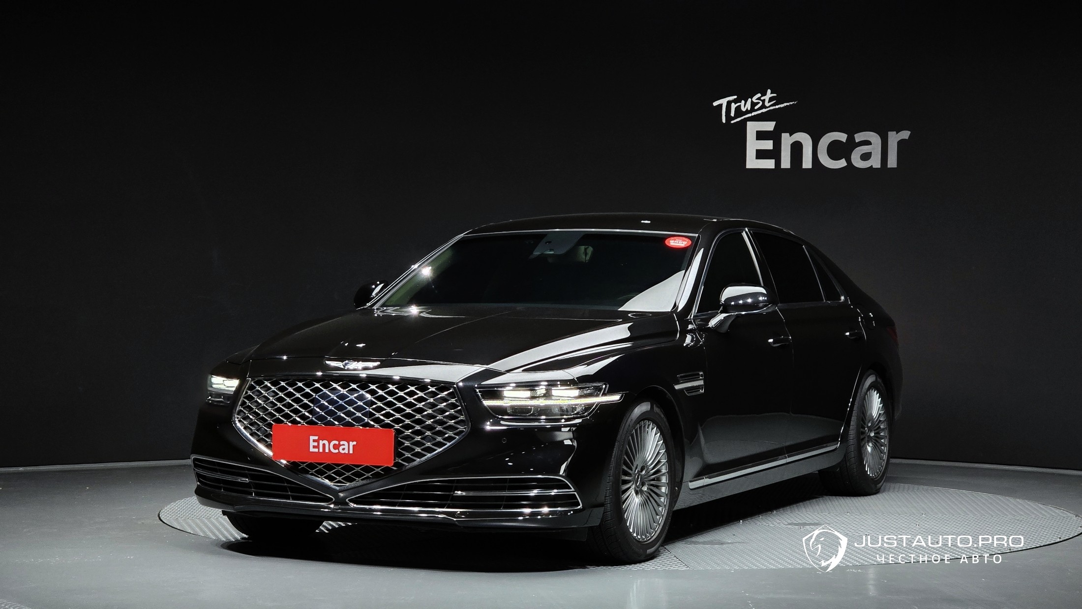 Автомобиль Genesis G90
