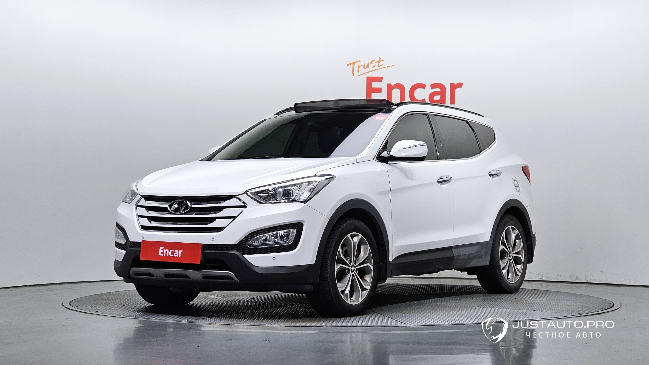 Автомобиль Hyundai Santafe