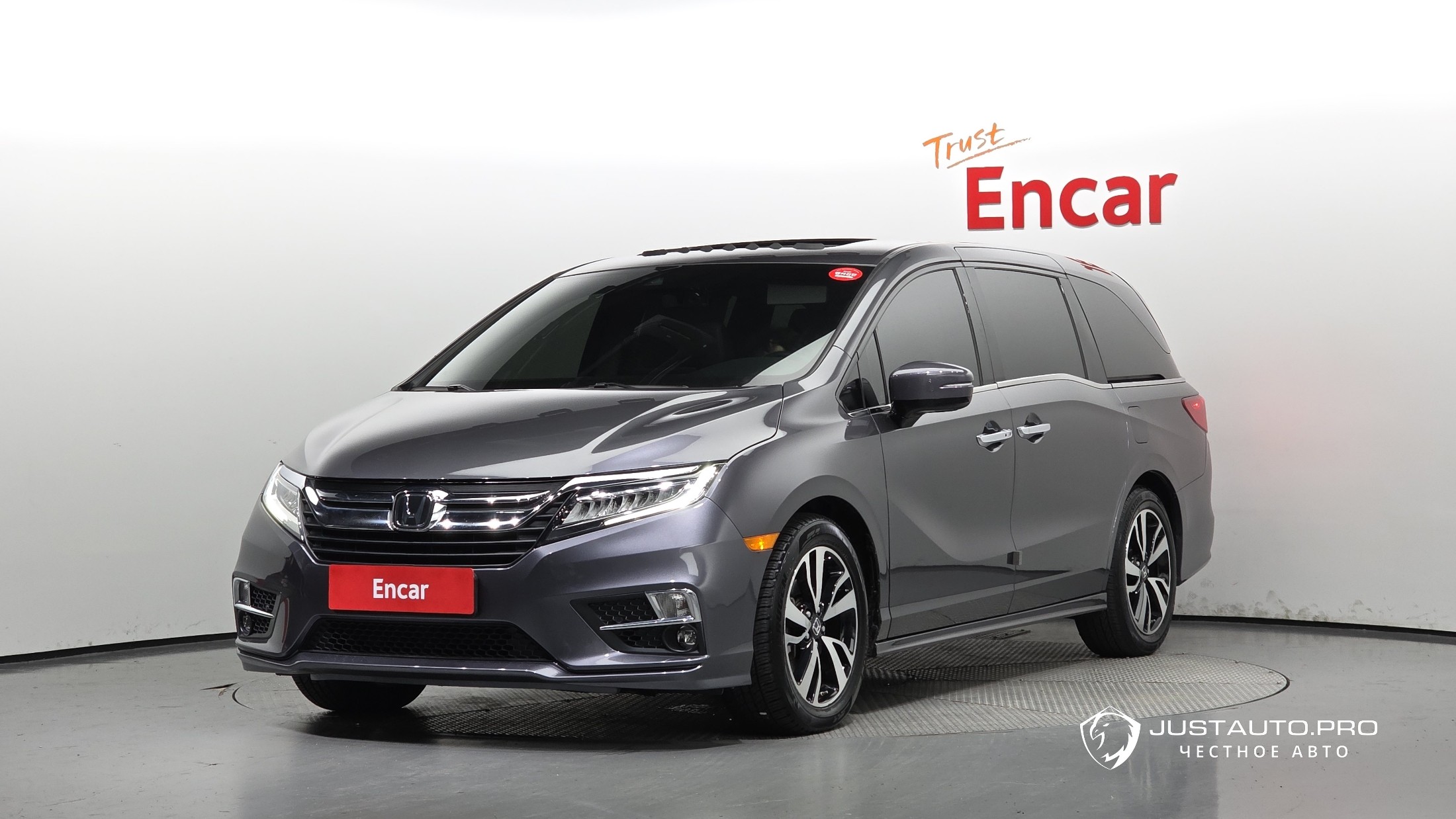 Автомобиль Honda Odyssey