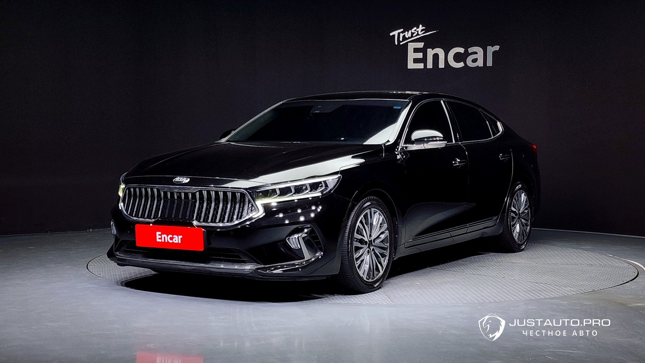 Автомобиль Kia K7
