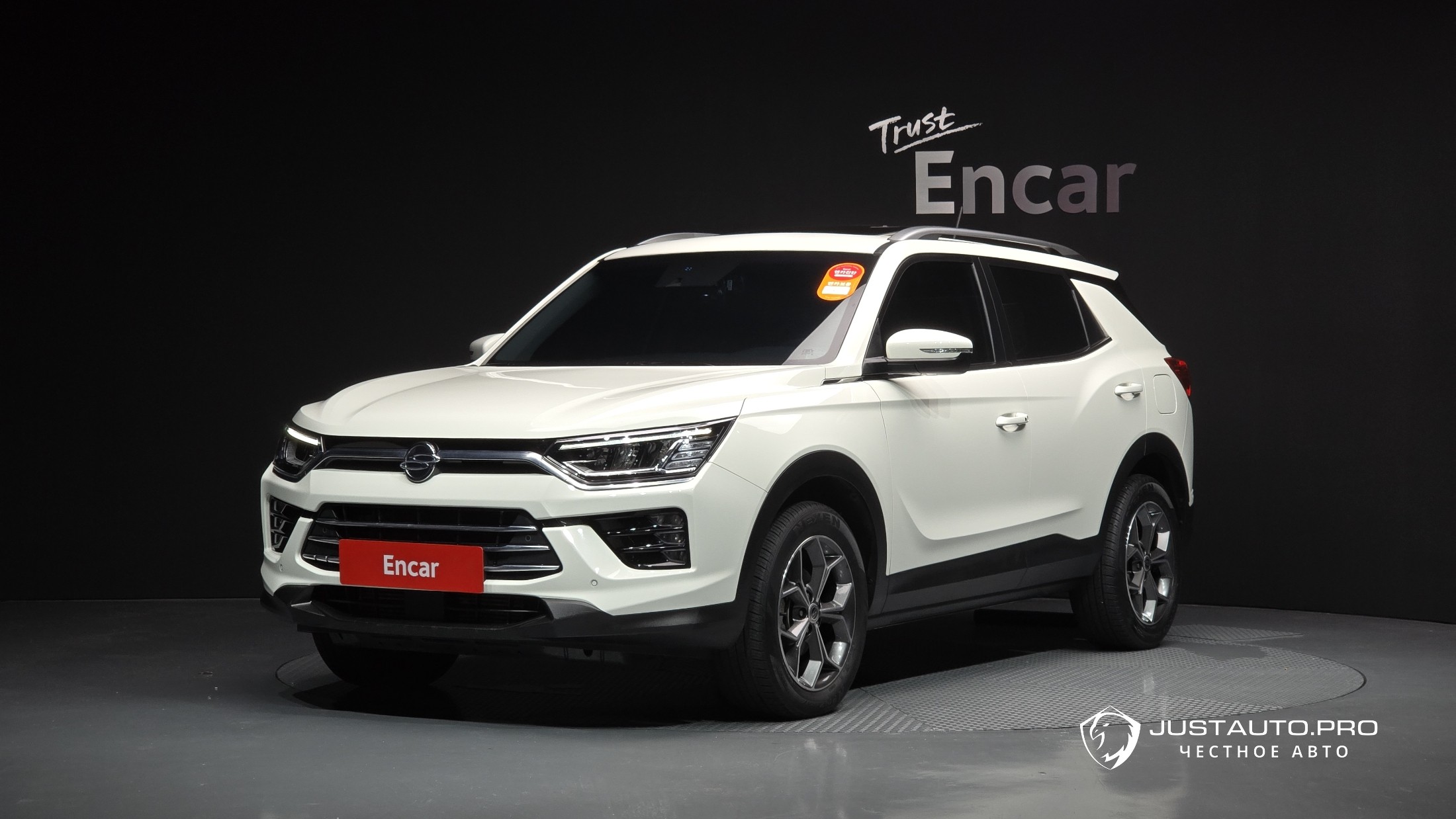 Автомобиль KG_Mobility_Ssangyong KORANDO
