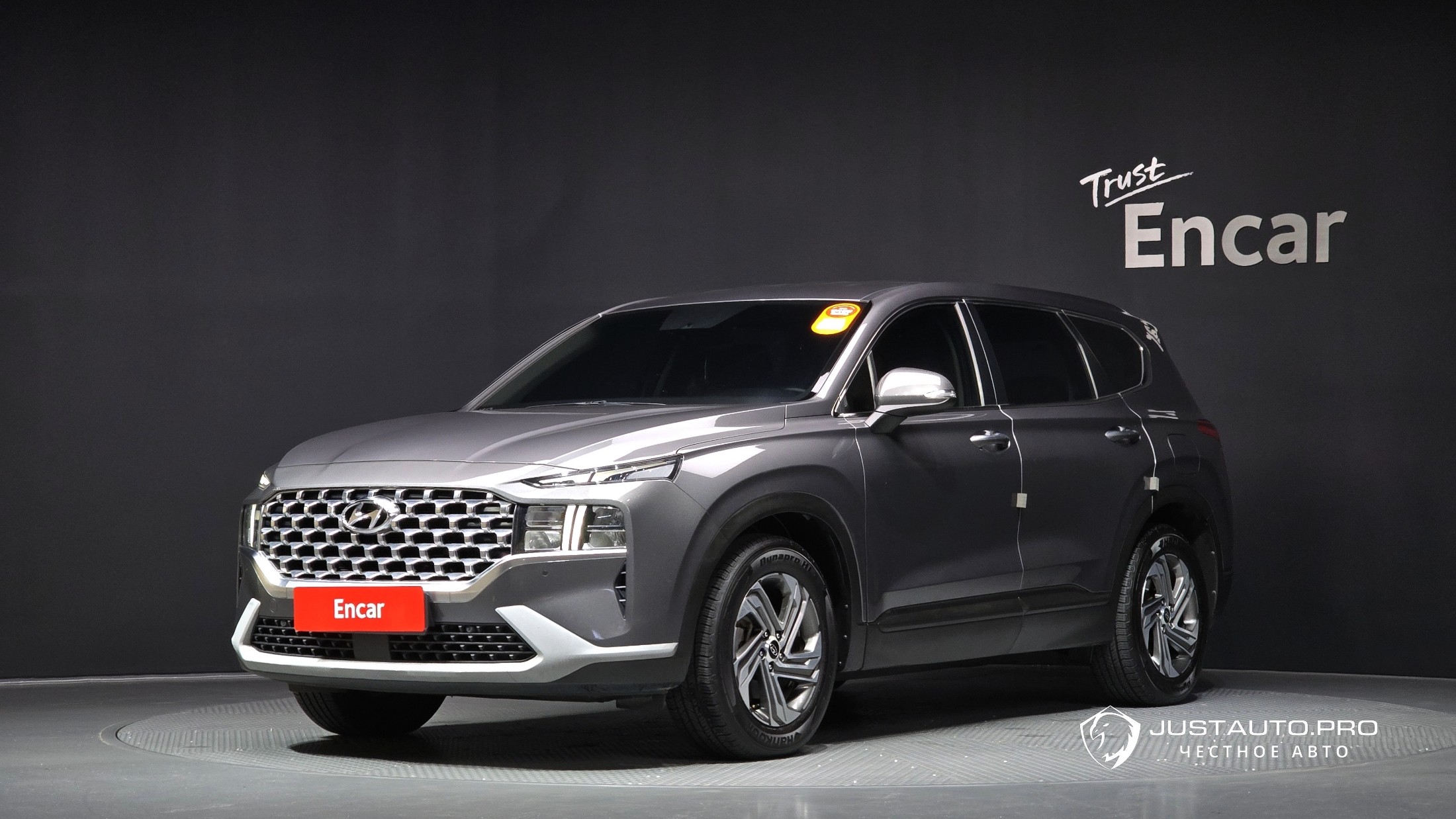 Автомобиль Hyundai Santafe
