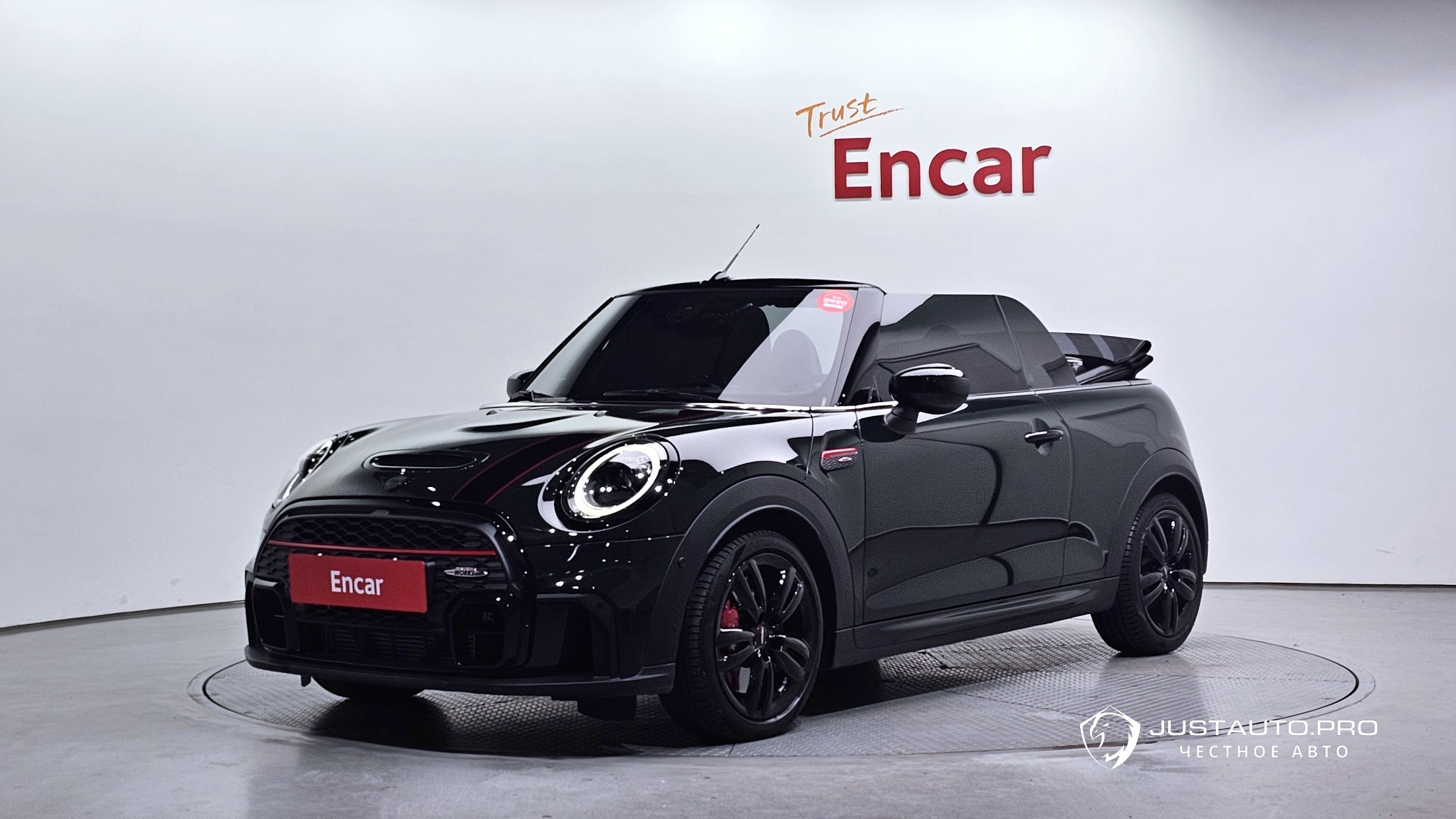 Автомобиль Mini Cooper Convertible