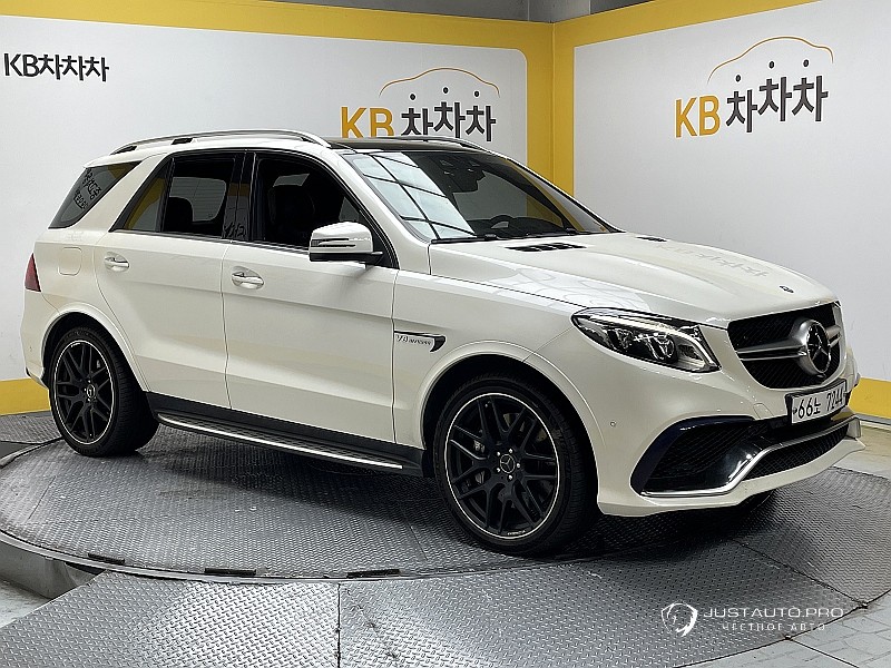 Автомобиль Mercedes-Benz GLE-Class