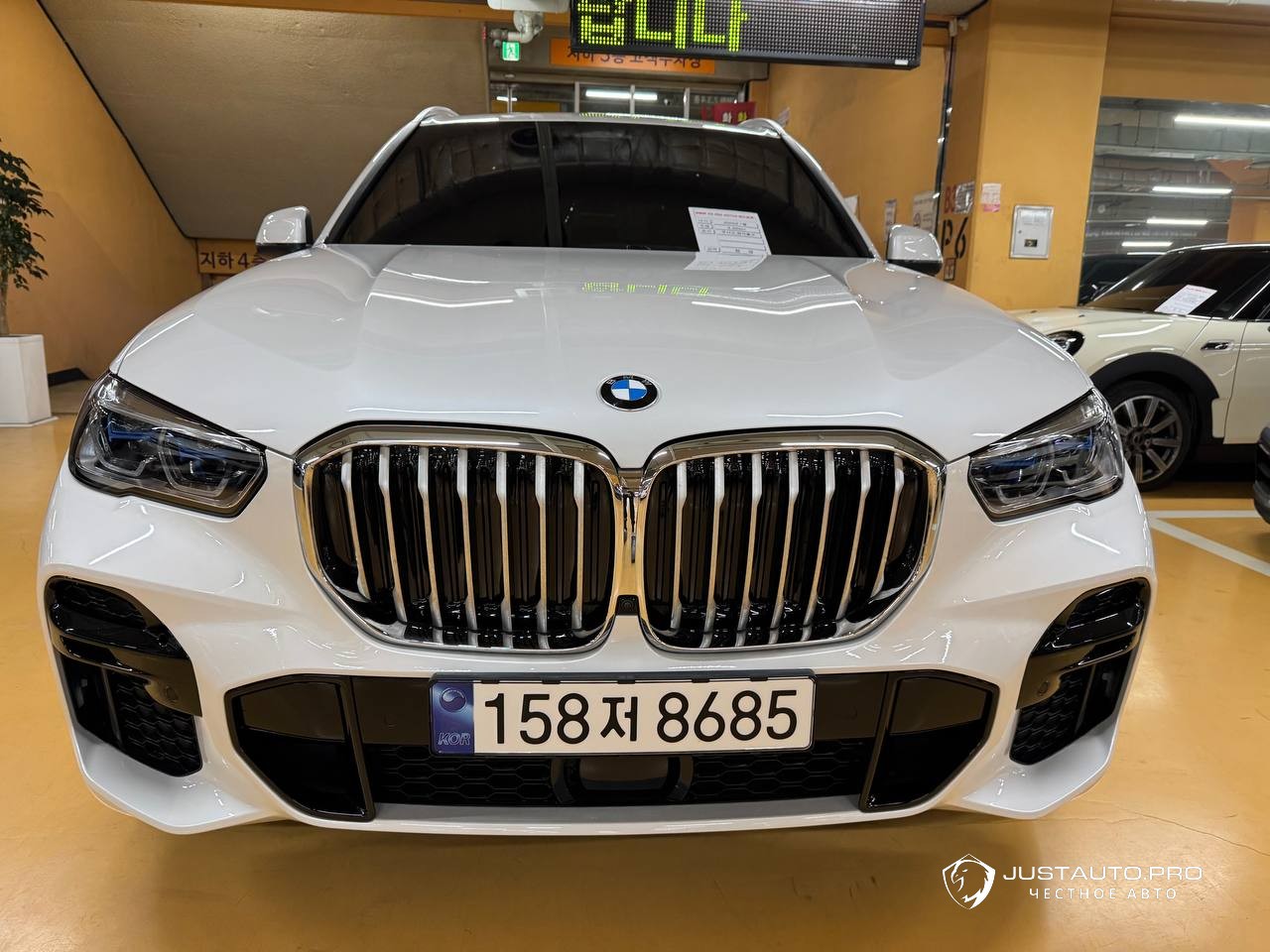Автомобиль BMW X5