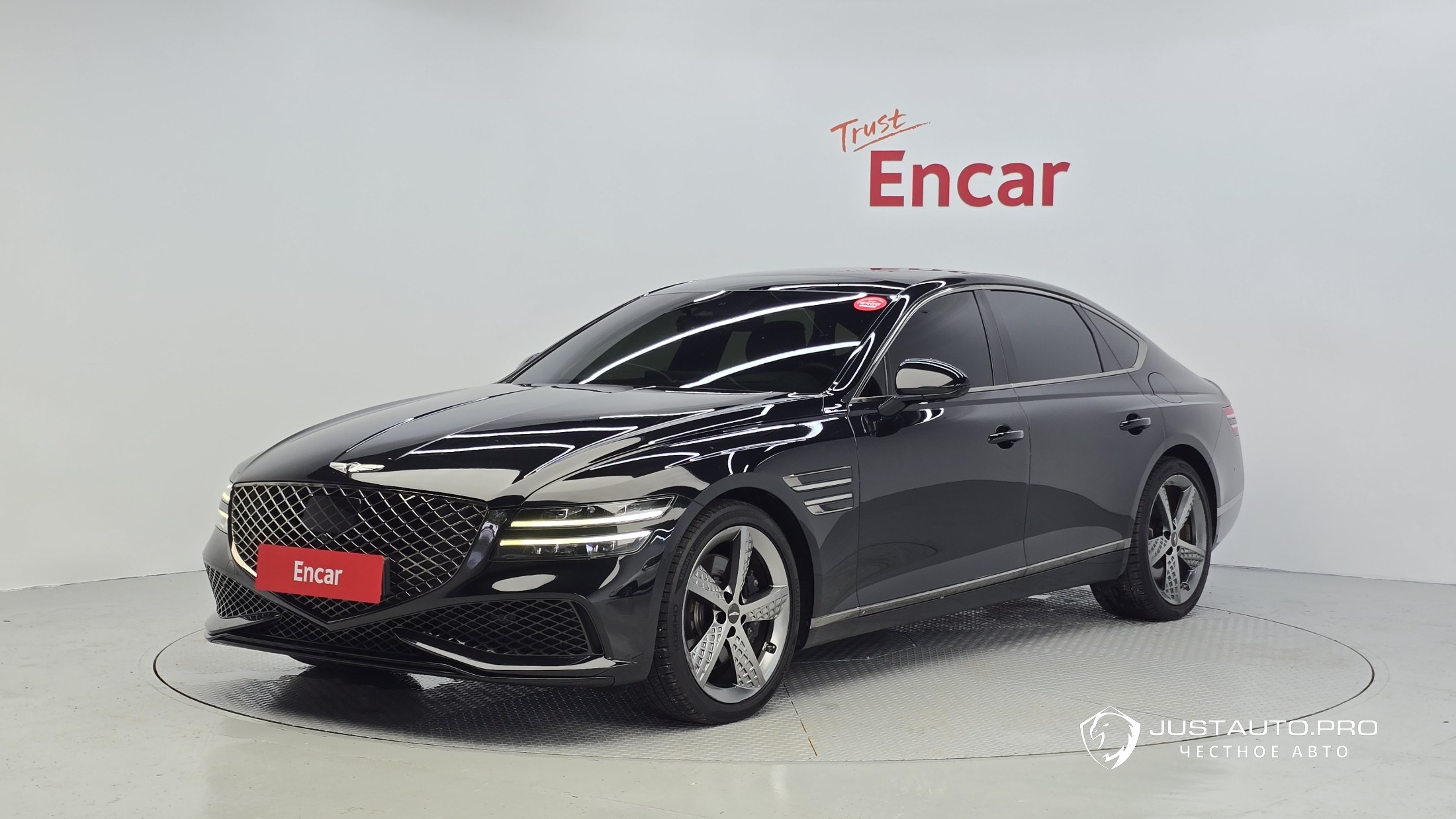 Автомобиль Genesis G80