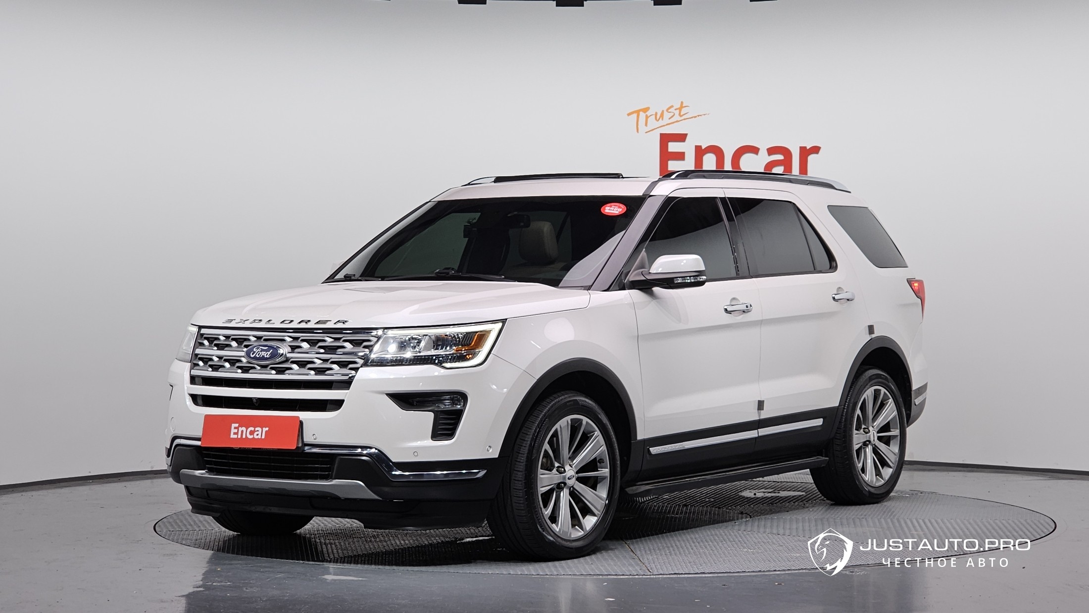 Автомобиль Ford Explorer