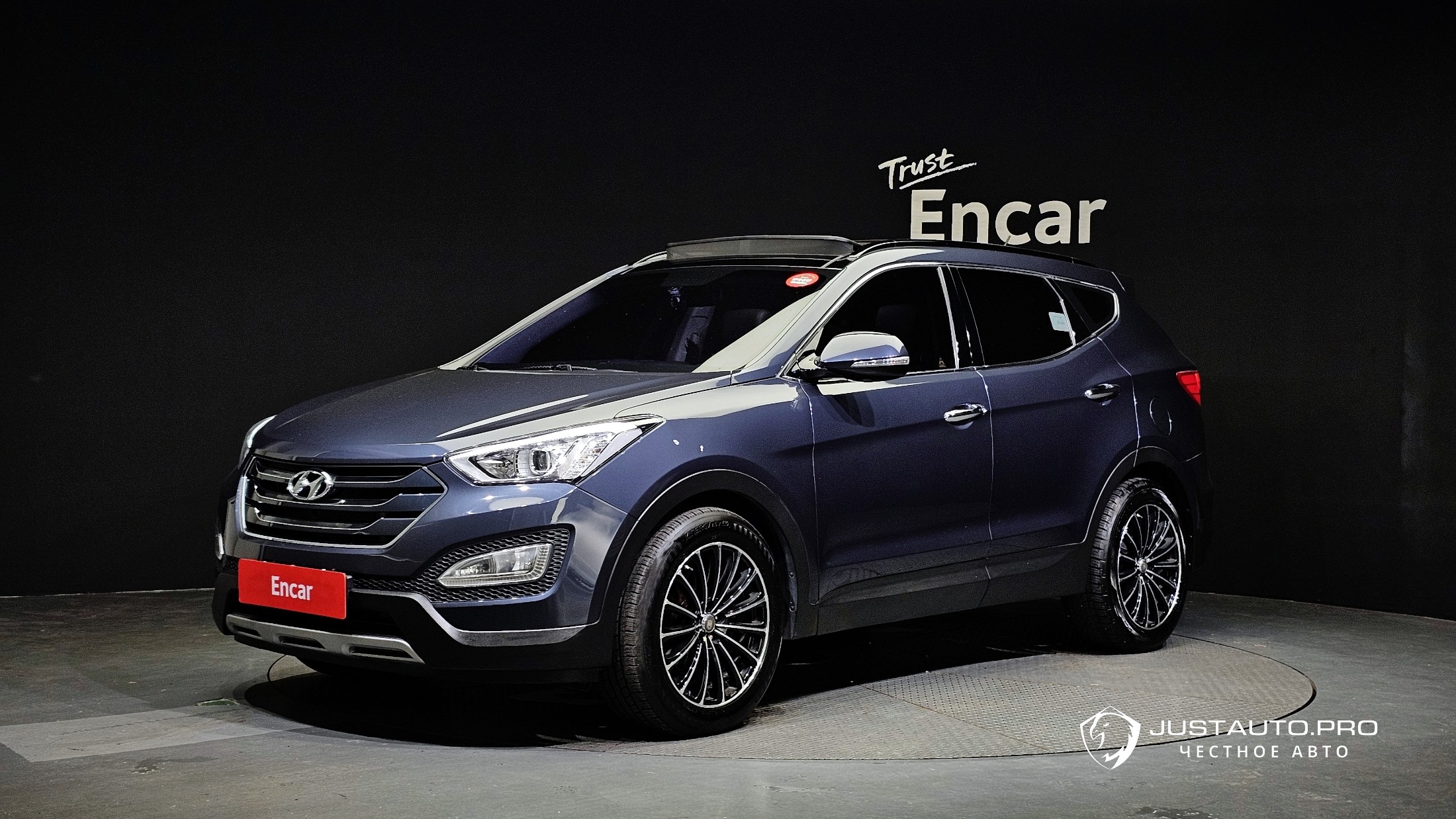 Автомобиль Hyundai Santafe