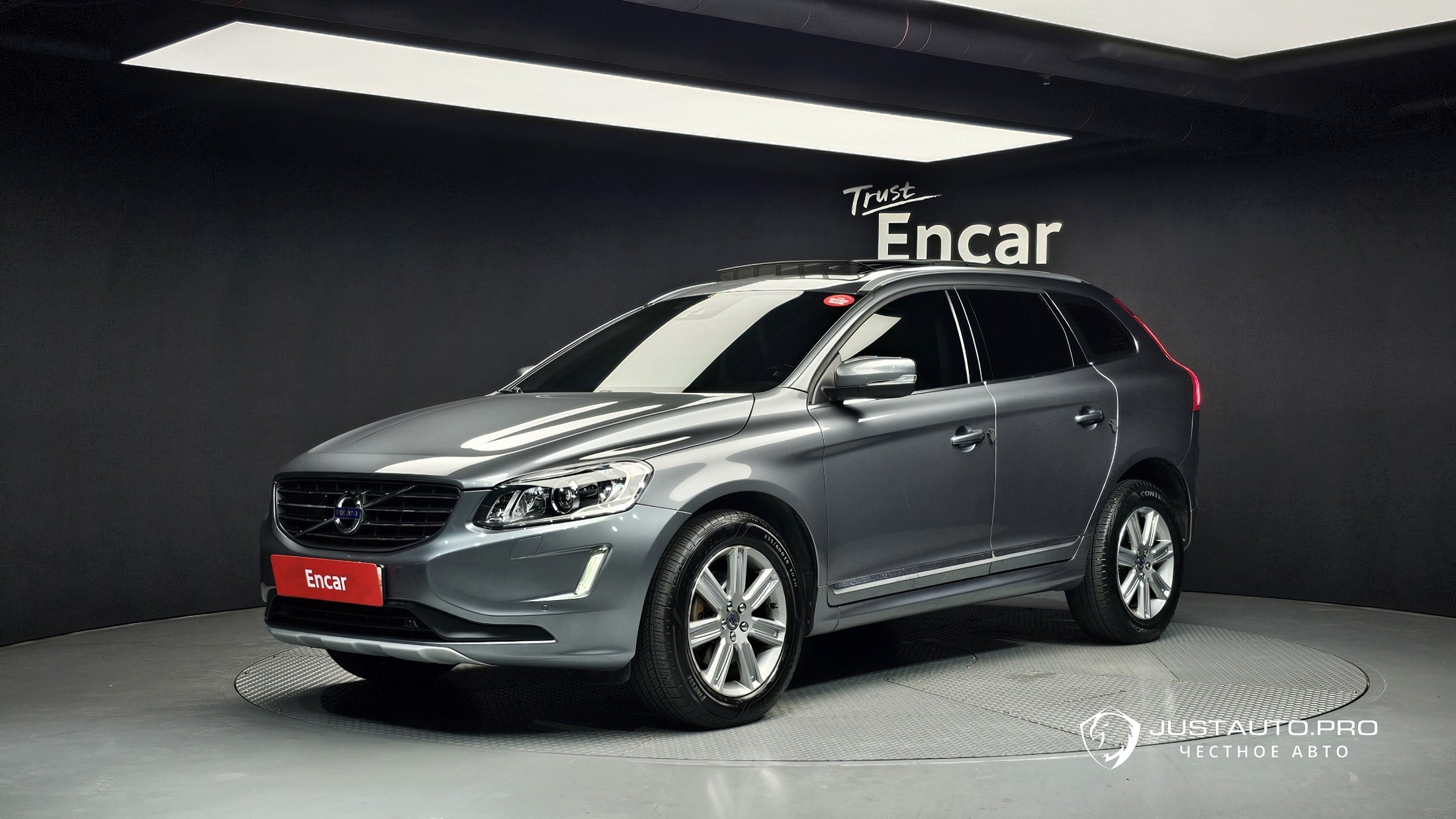 Автомобиль Volvo XC60
