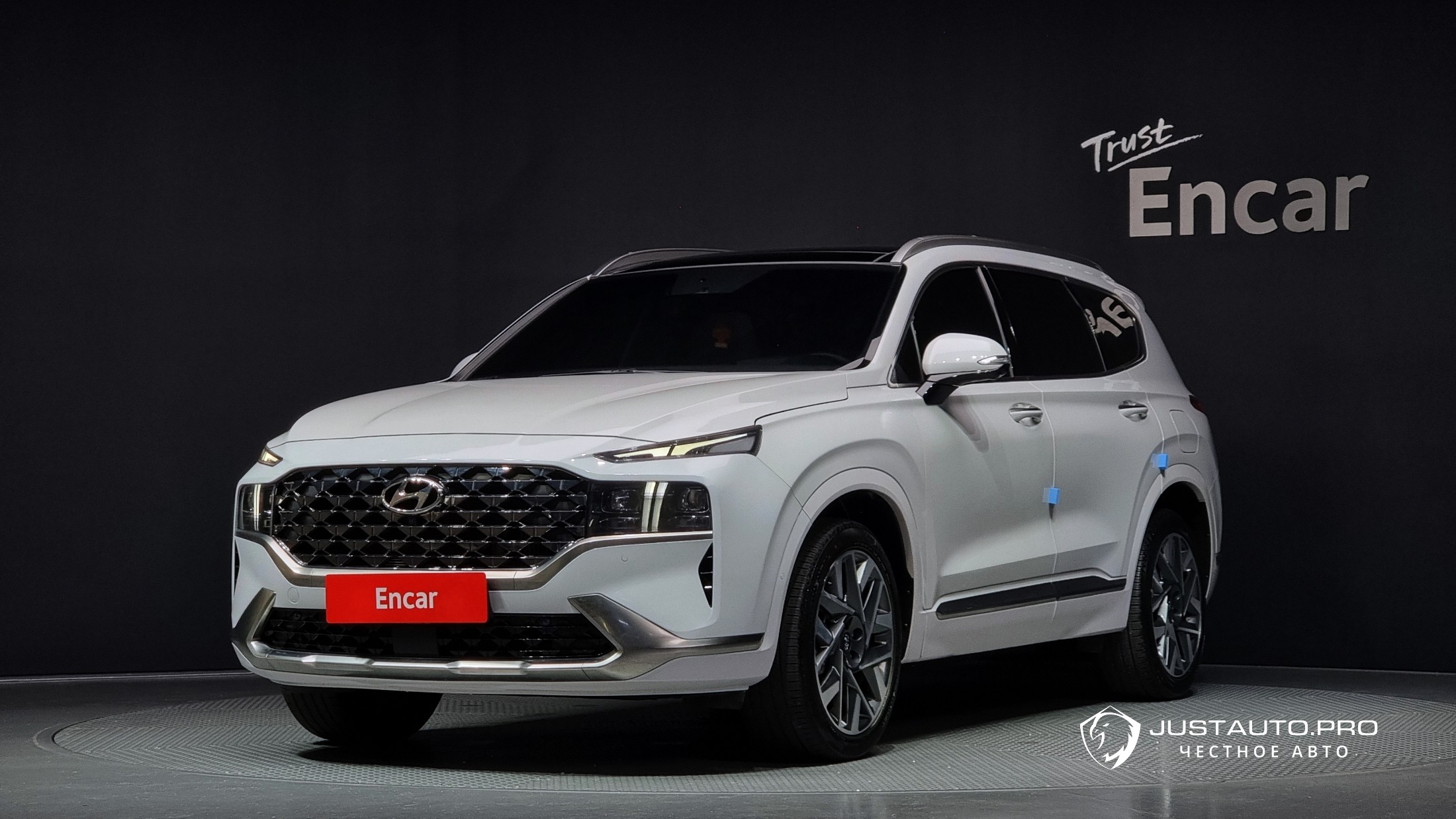 Автомобиль Hyundai Santafe