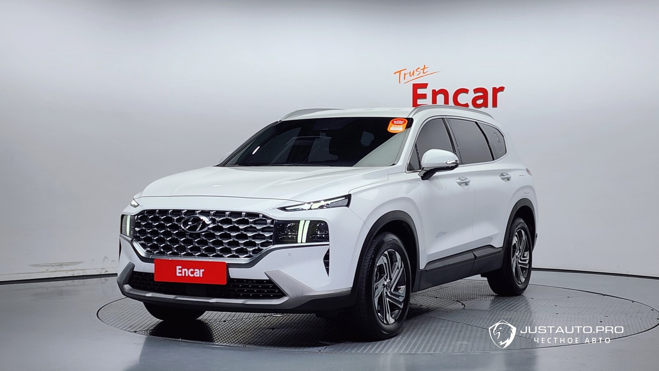 Автомобиль Hyundai Santafe