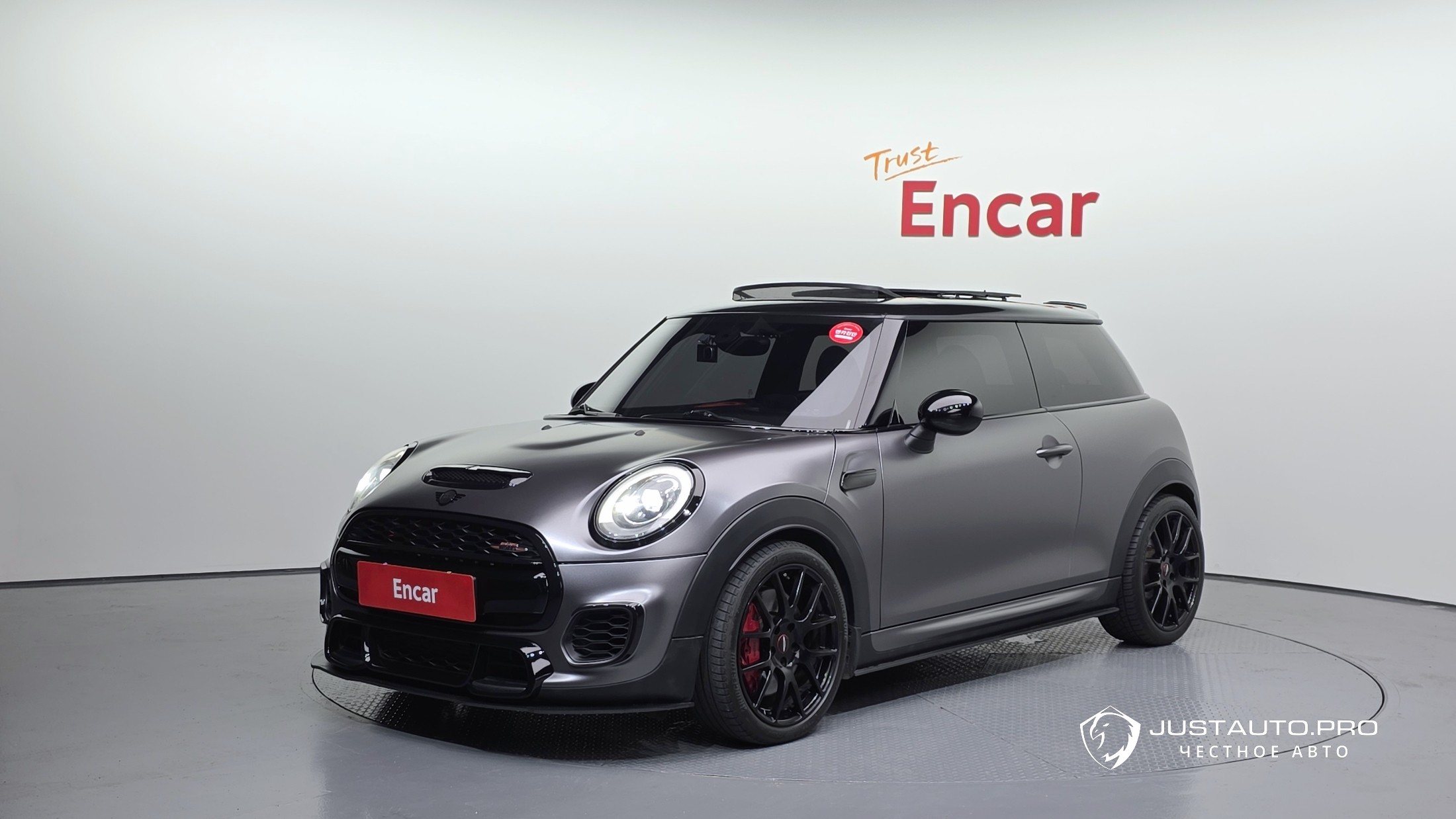 Автомобиль Mini Cooper
