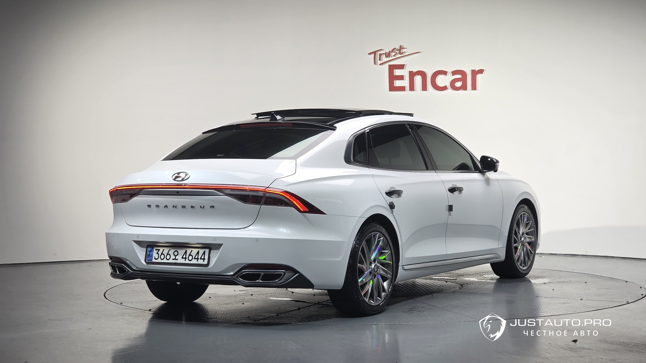 Автомобиль Hyundai Grandeur