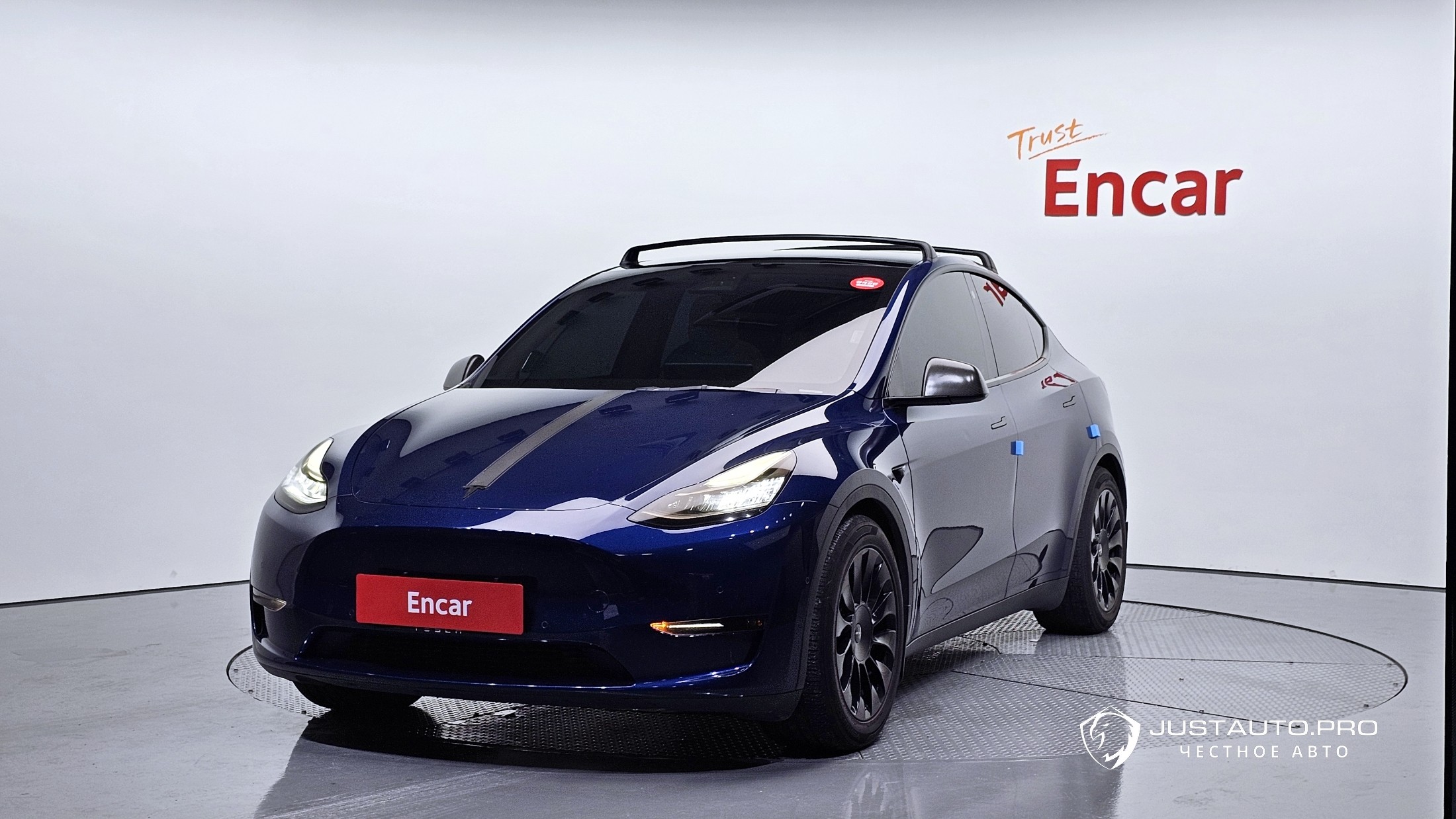 Автомобиль Tesla Model Y