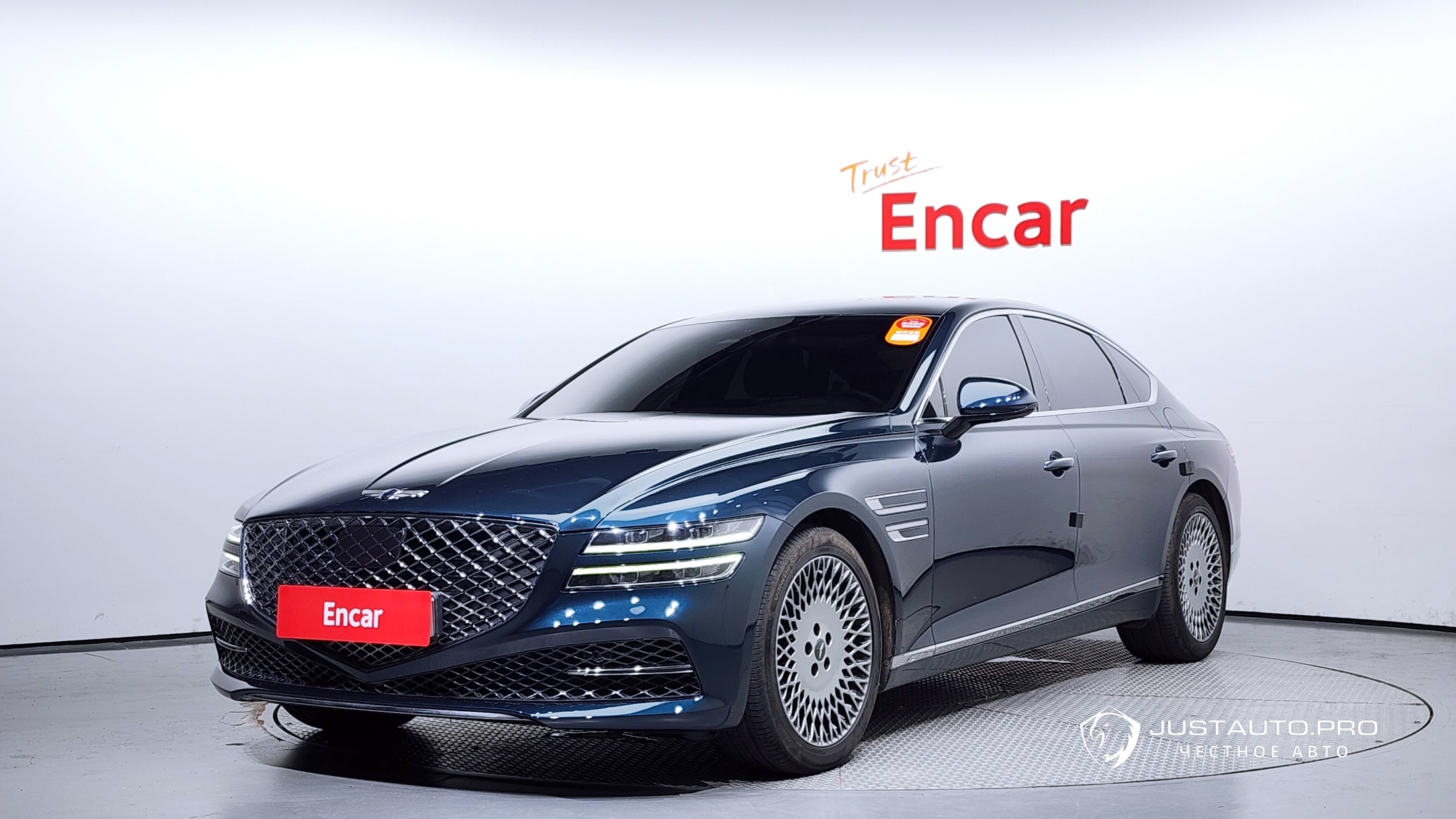 Автомобиль Genesis G80