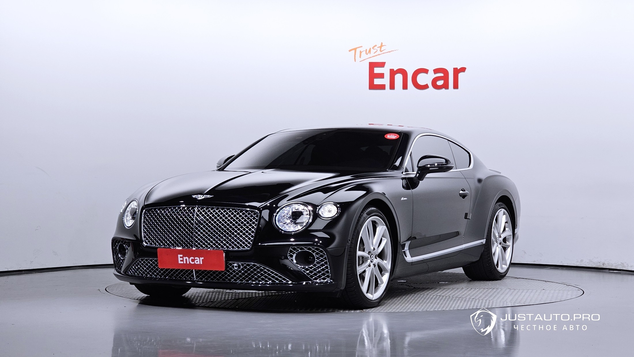 Автомобиль Bentley Continental