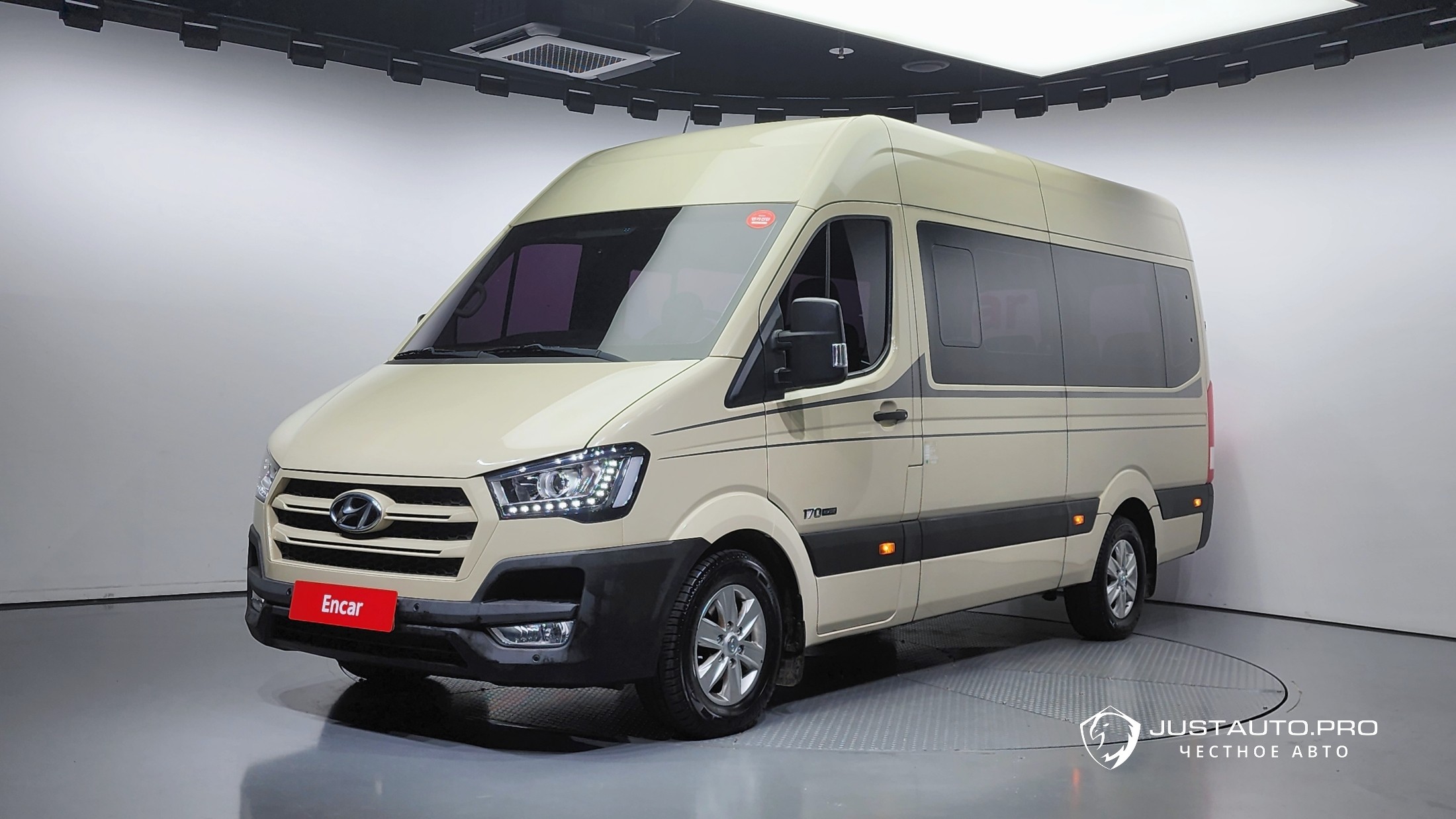 Автомобиль Hyundai Solati