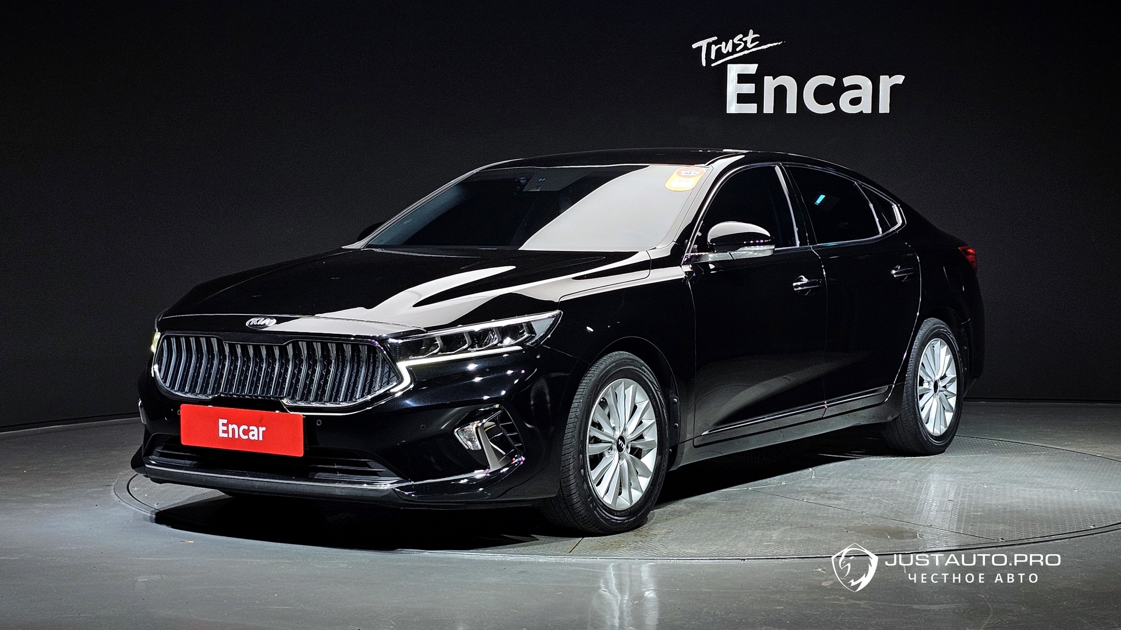 Автомобиль Kia K7