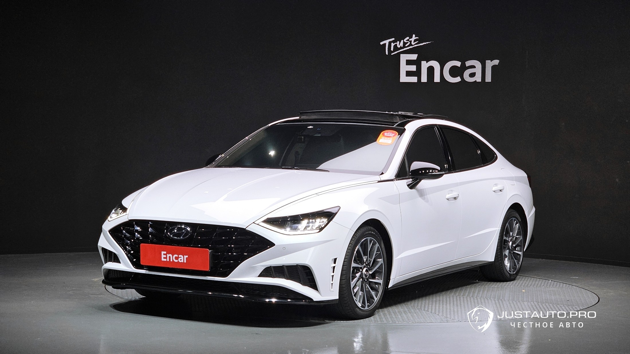 Автомобиль Hyundai Sonata