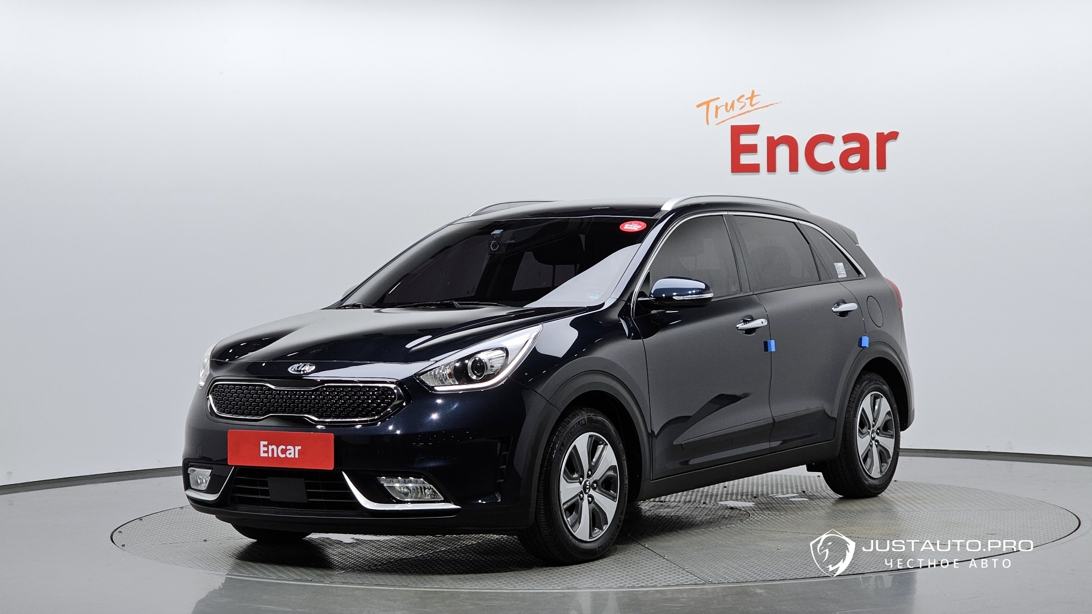 Автомобиль Kia Niro