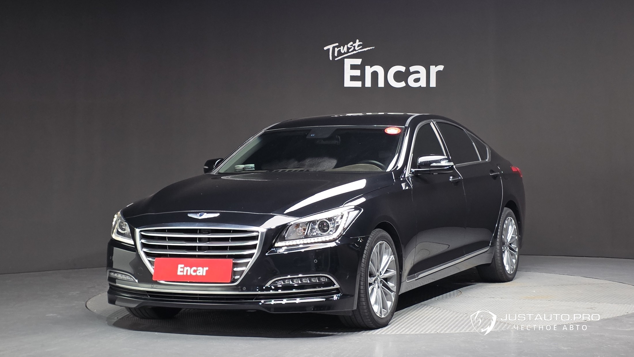Автомобиль Hyundai Genesis