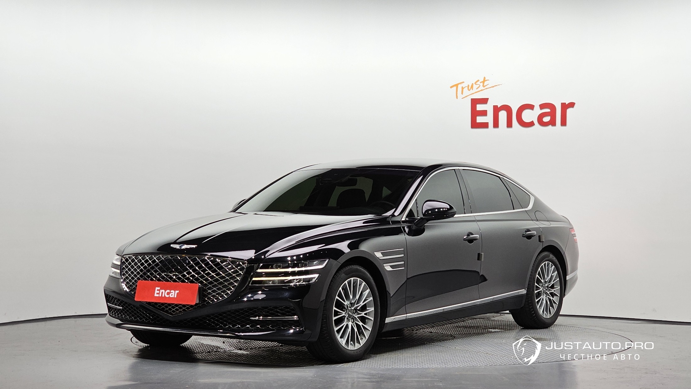 Автомобиль Genesis G80