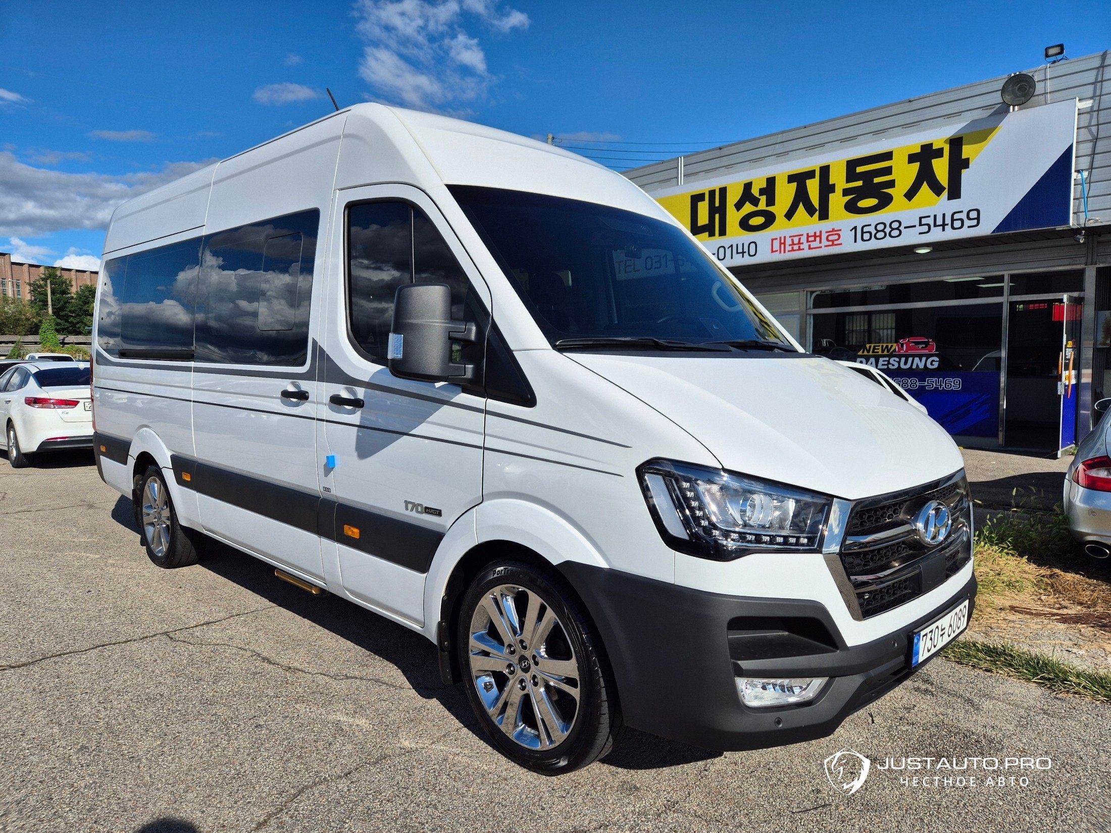 Автомобиль Hyundai Solati