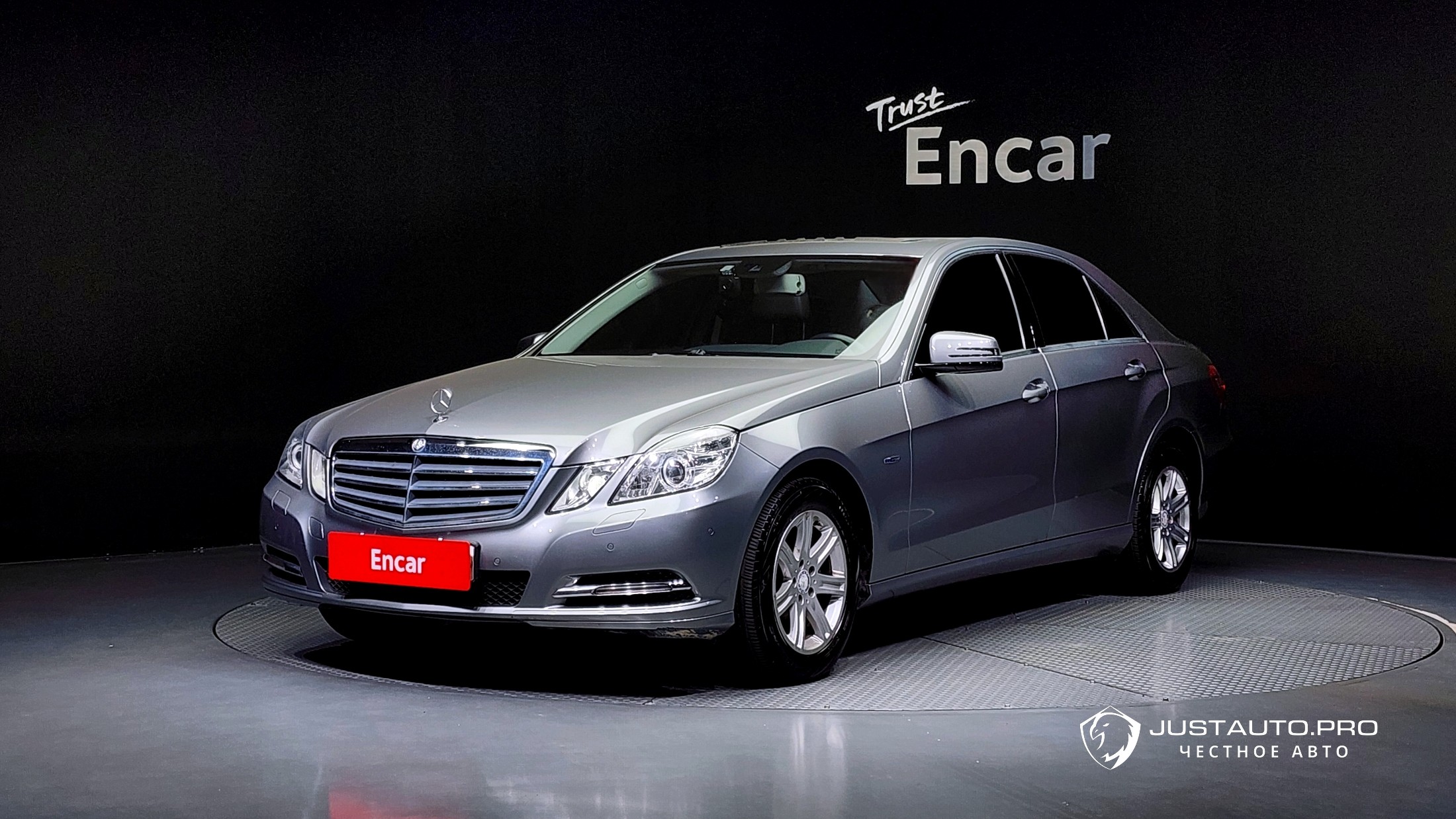 Автомобиль Mercedes-Benz E-Class