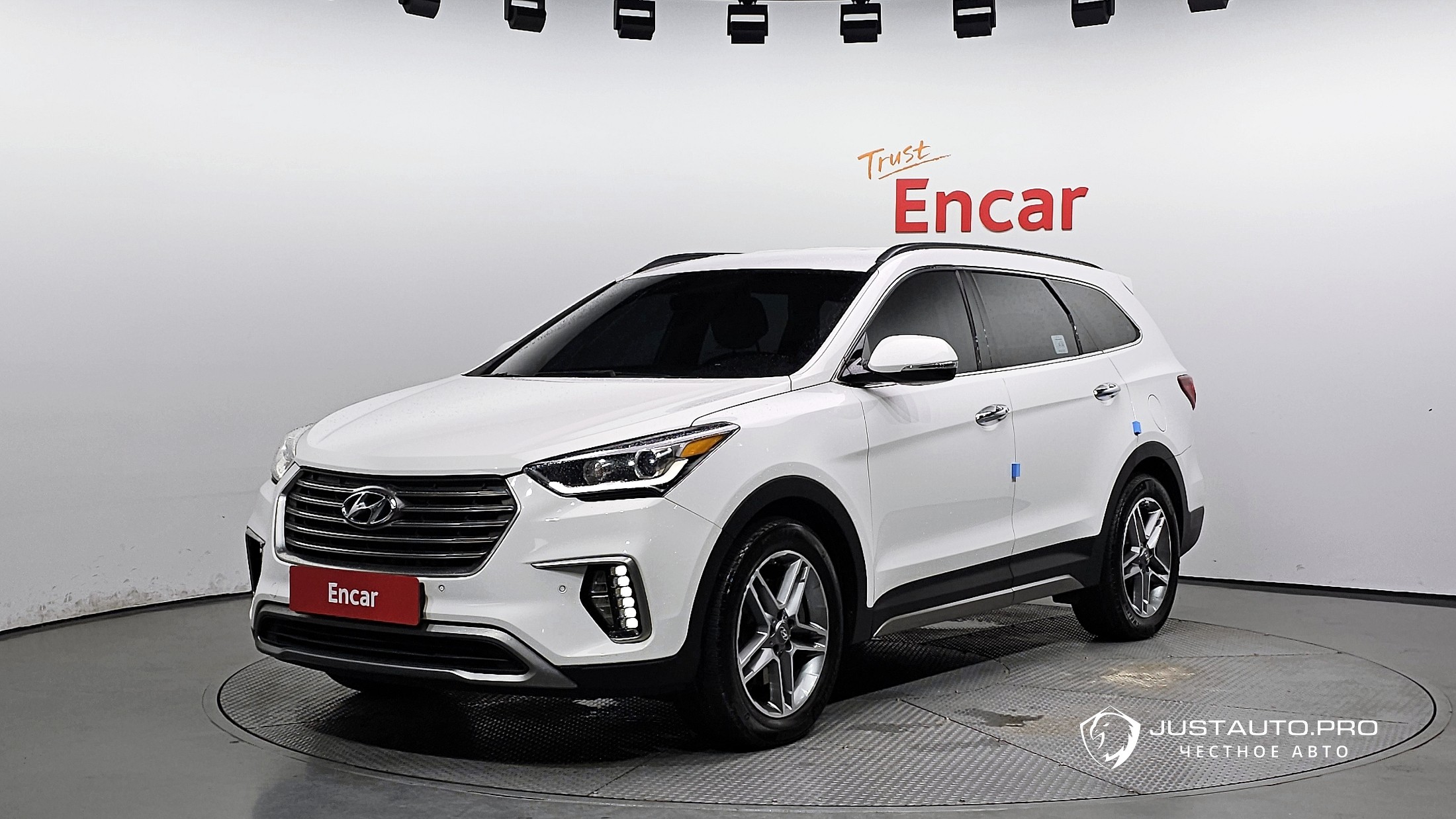 Автомобиль Hyundai Maxcruz