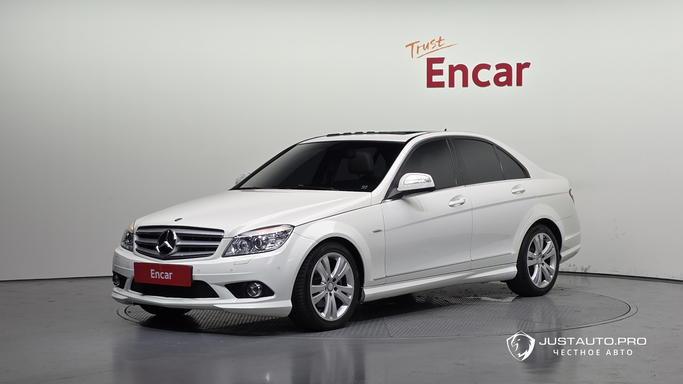 Автомобиль Mercedes-Benz C-Class