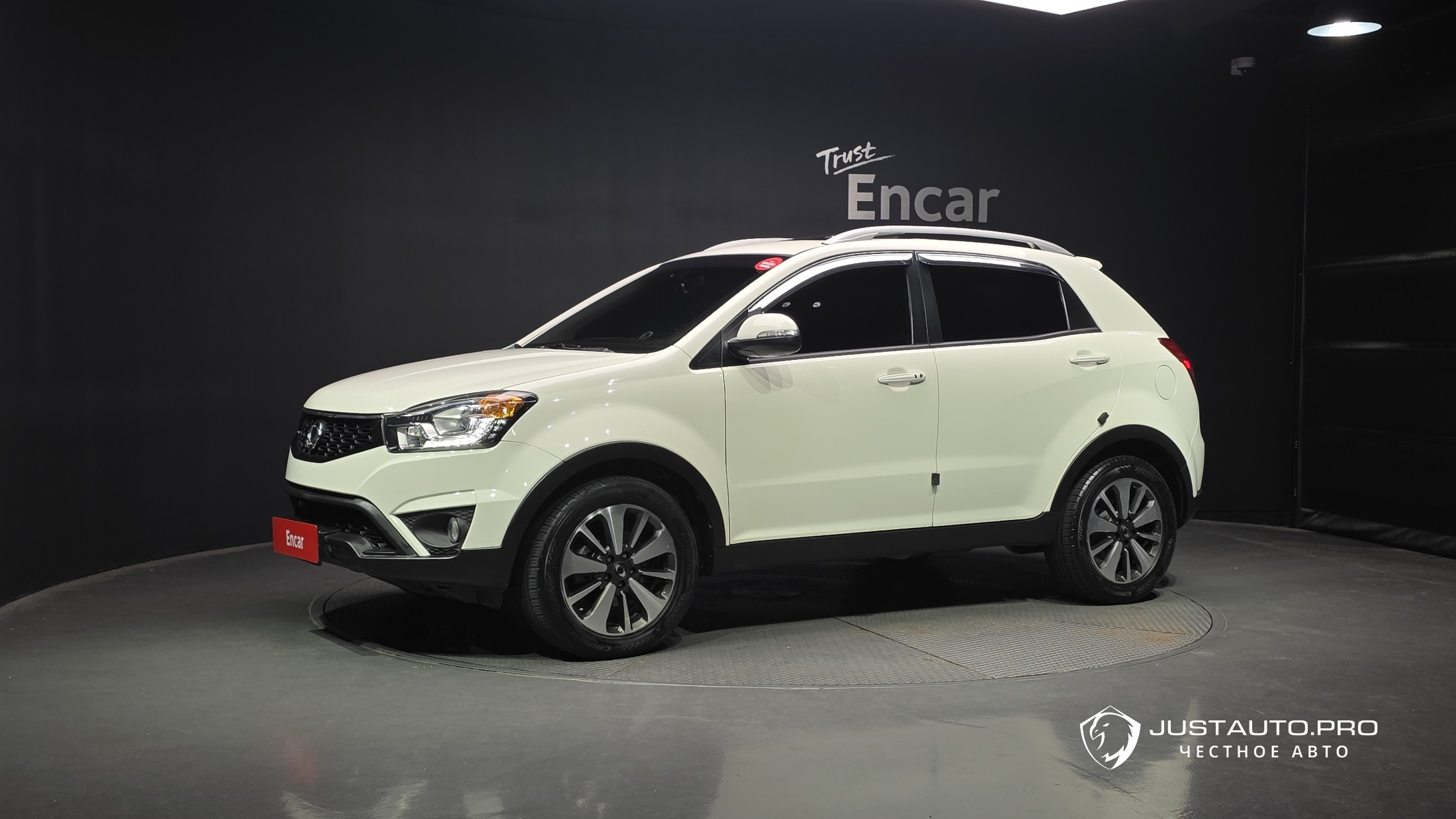 Автомобиль KG_Mobility_Ssangyong KORANDO