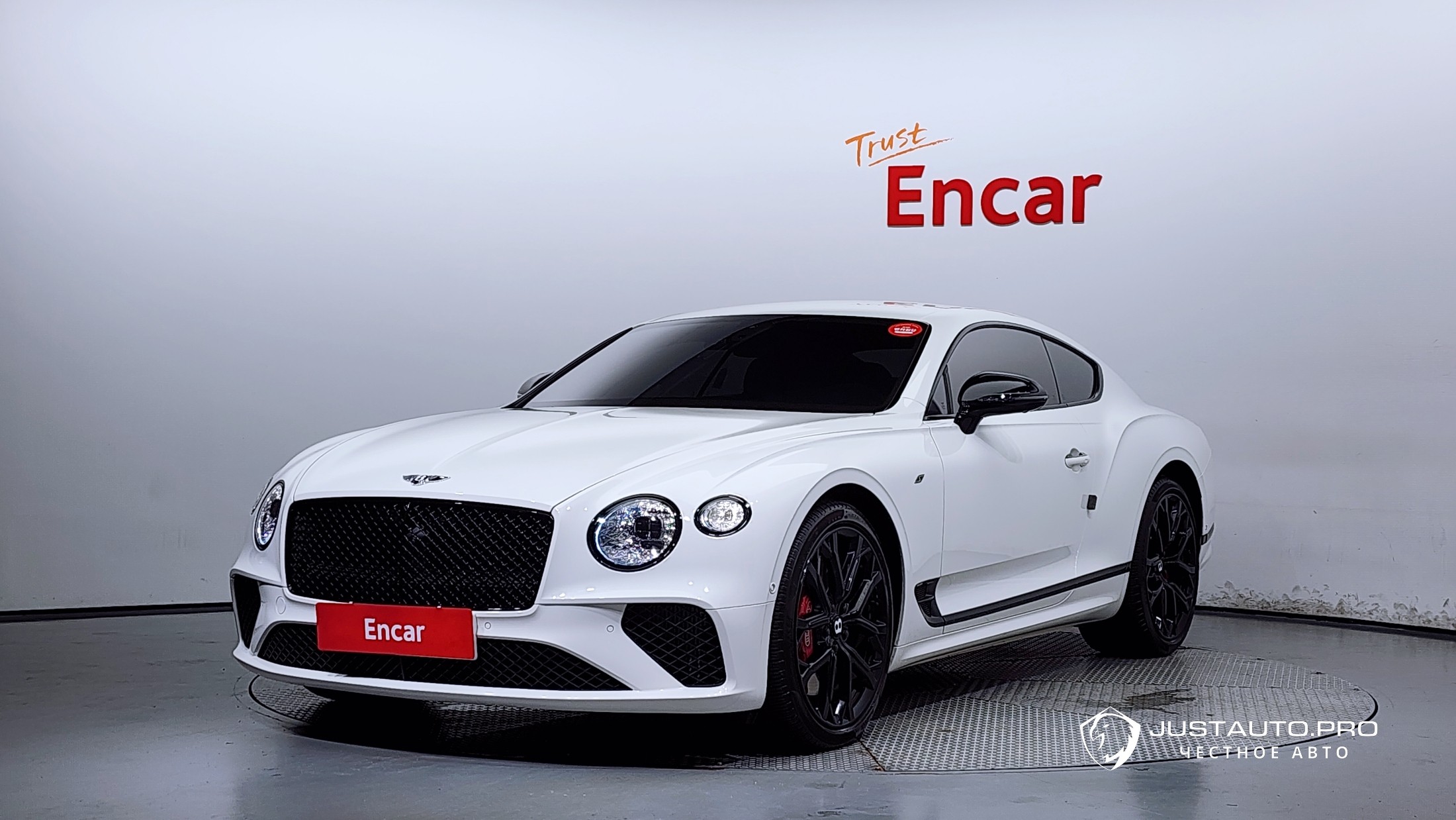 Автомобиль Bentley Continental