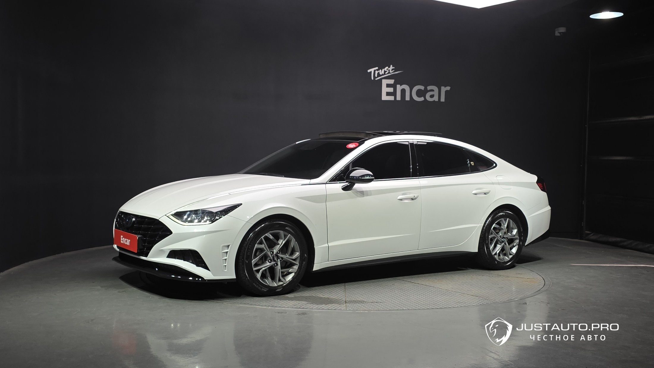 Автомобиль Hyundai Sonata