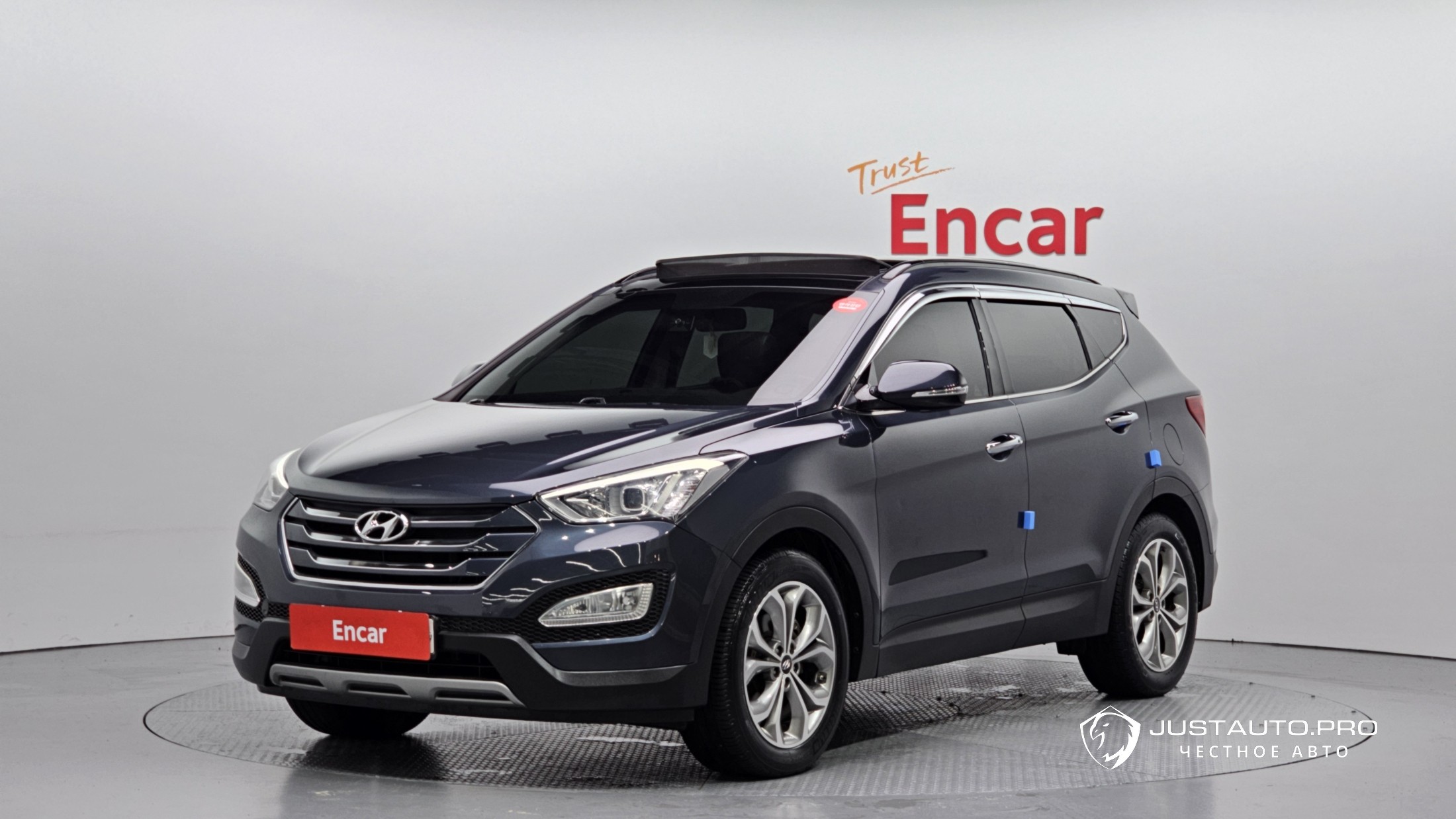 Автомобиль Hyundai Santafe