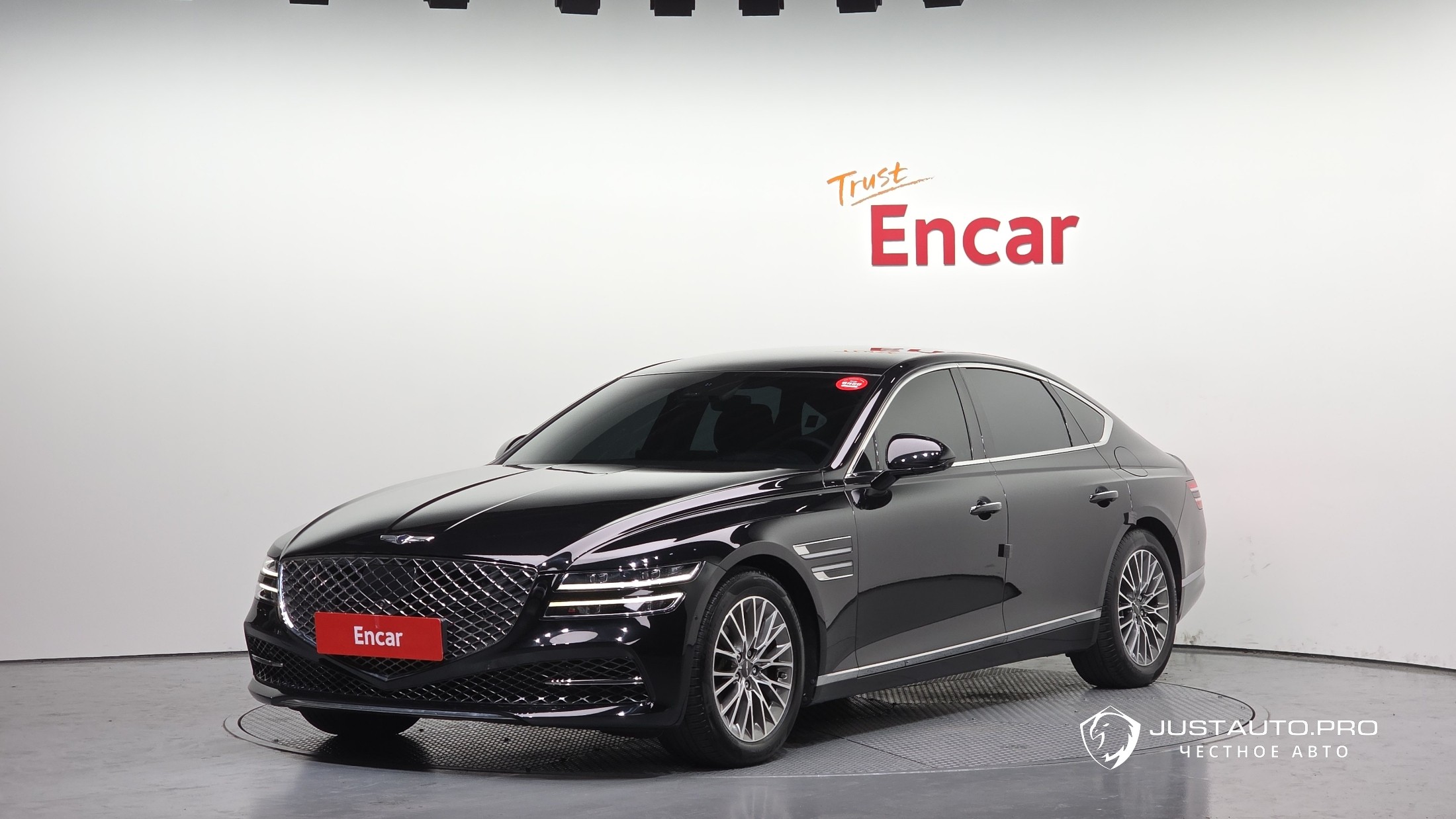 Автомобиль Genesis G80
